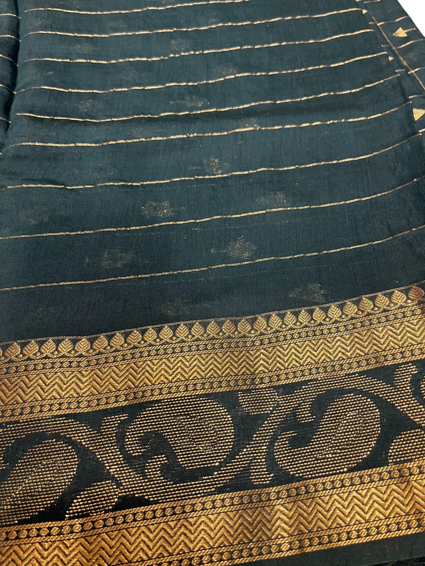 Southloom Georgete Banarasi Silk Saree with Woven Work on Body and Borders