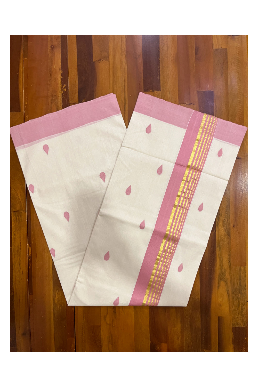 Southloom Balaramapuram Unakkupaavu Handloom Kasavu Saree with Pink Border and Butta Works on Body