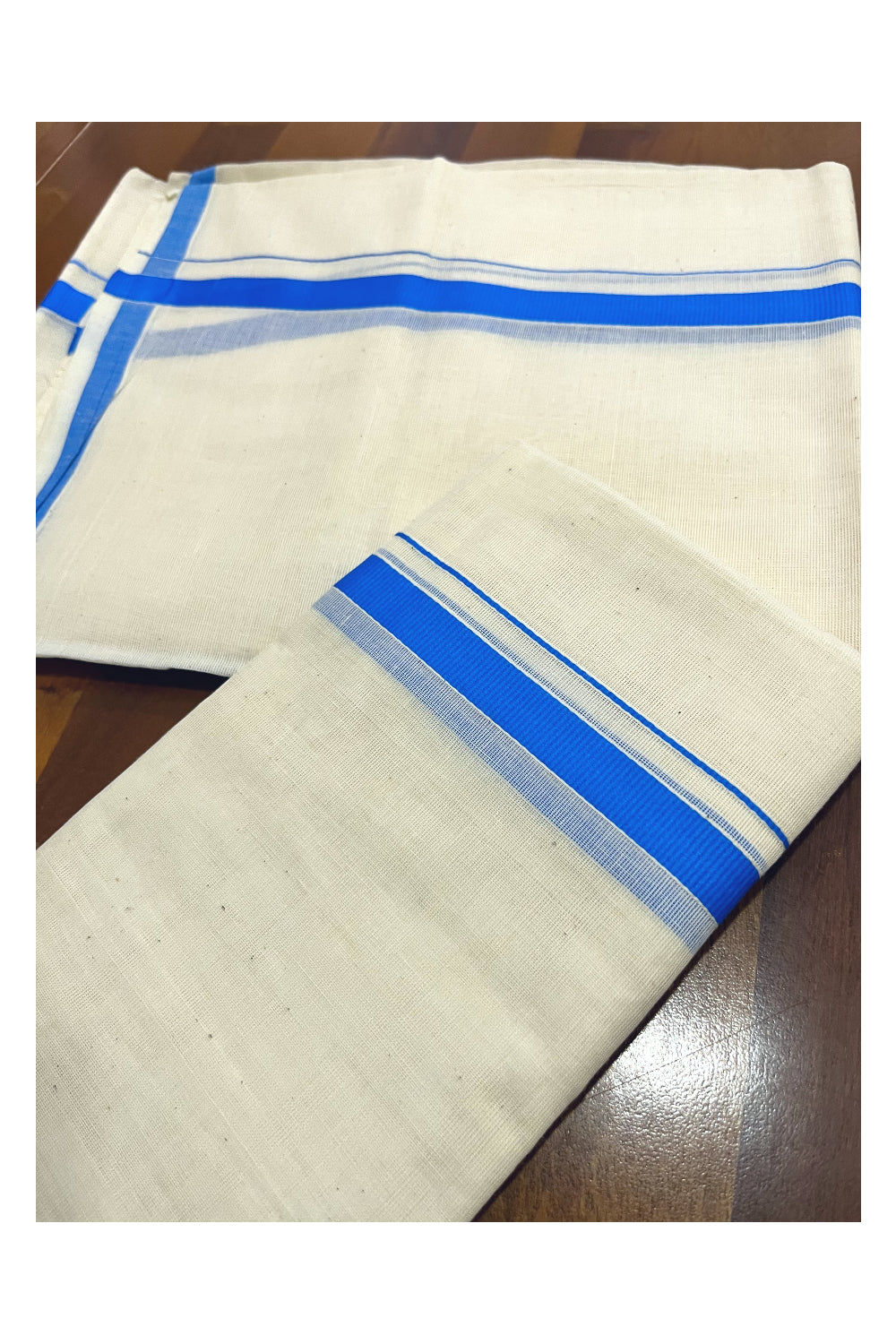 Kerala Cotton Plain Mundum Neriyathum Single (Set Mundu) with 0.5 inch Blue Border