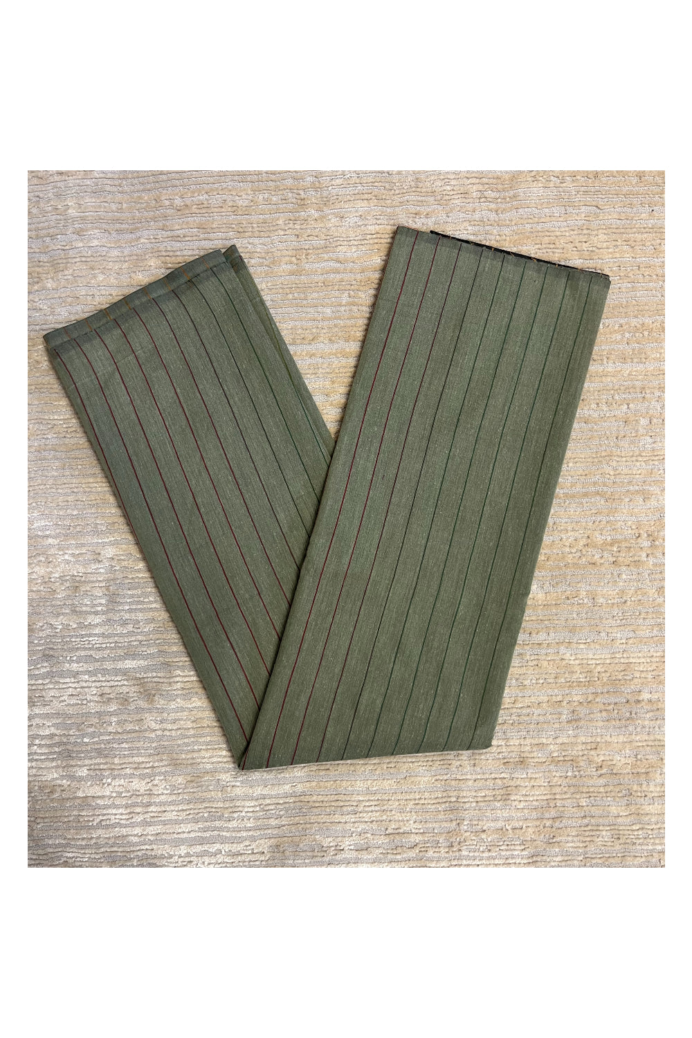 Southloom Kerala Cotton Saree with Lines on Body in Green