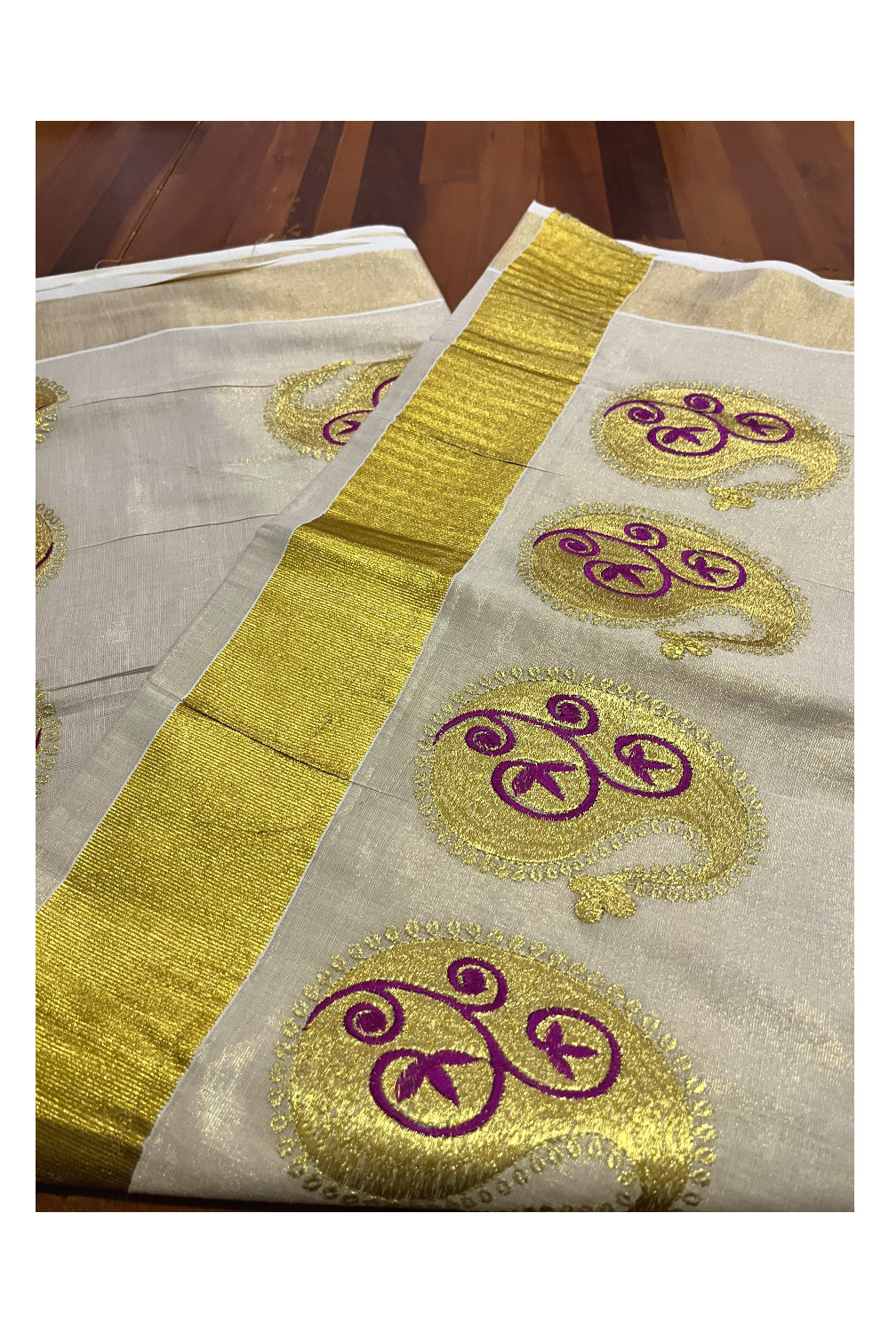 Kerala Tissue Magenta and Golden Embroidery Work Kasavu Saree