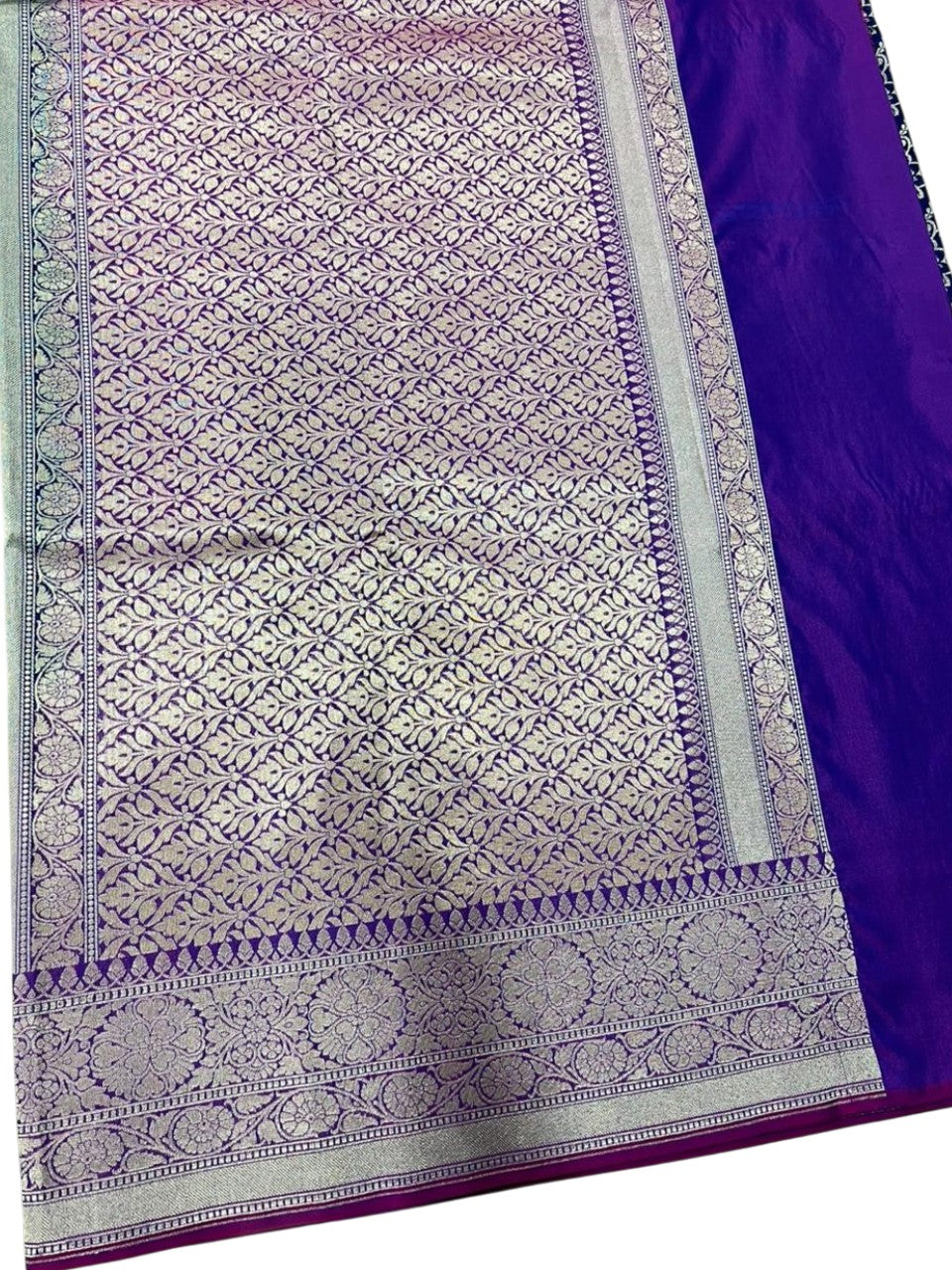 Southloom Pure Banarasi Silk Saree with Woven Work on Body and Borders (Blue And Magenta)