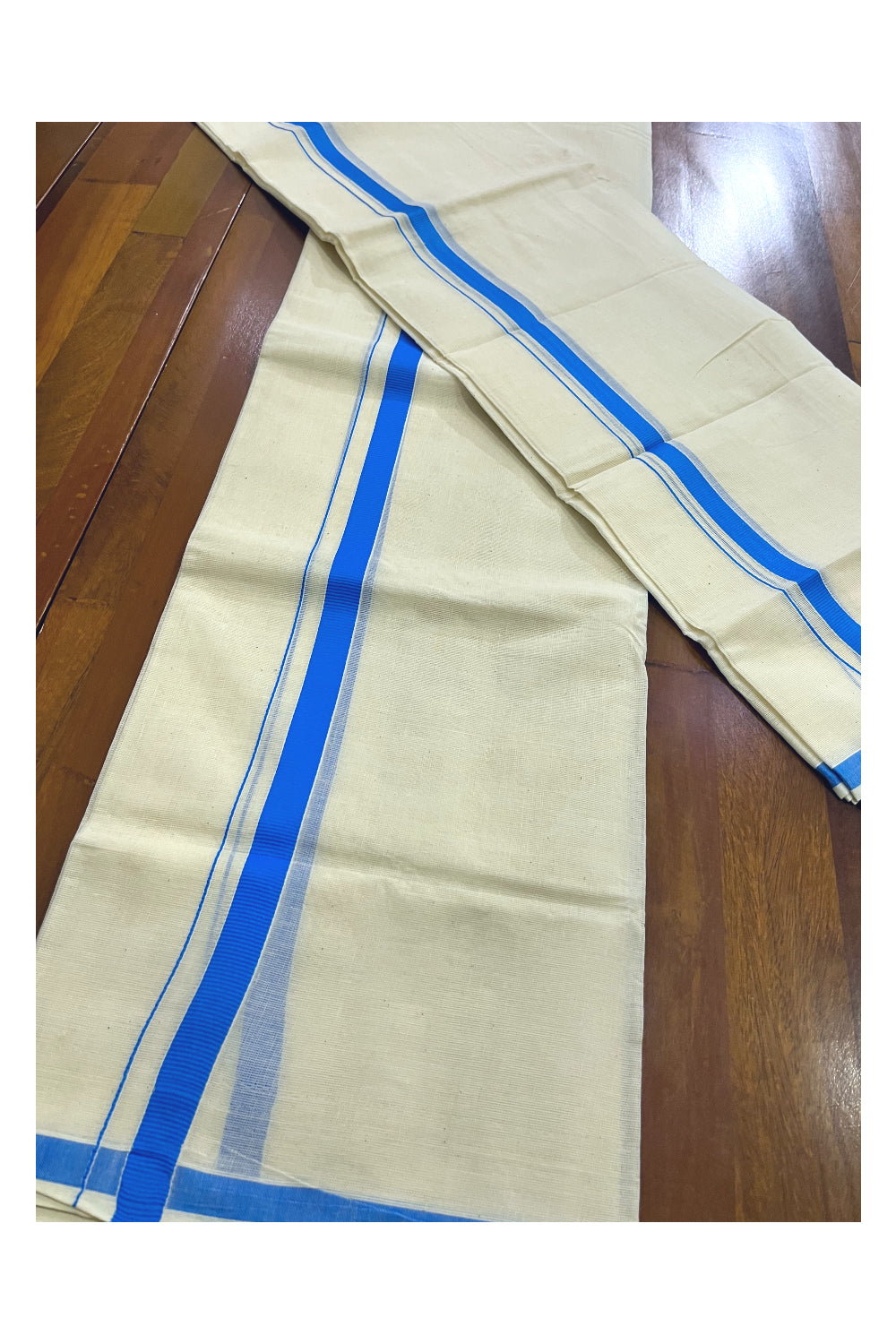 Kerala Cotton Plain Mundum Neriyathum Single (Set Mundu) with 0.5 inch Blue Border