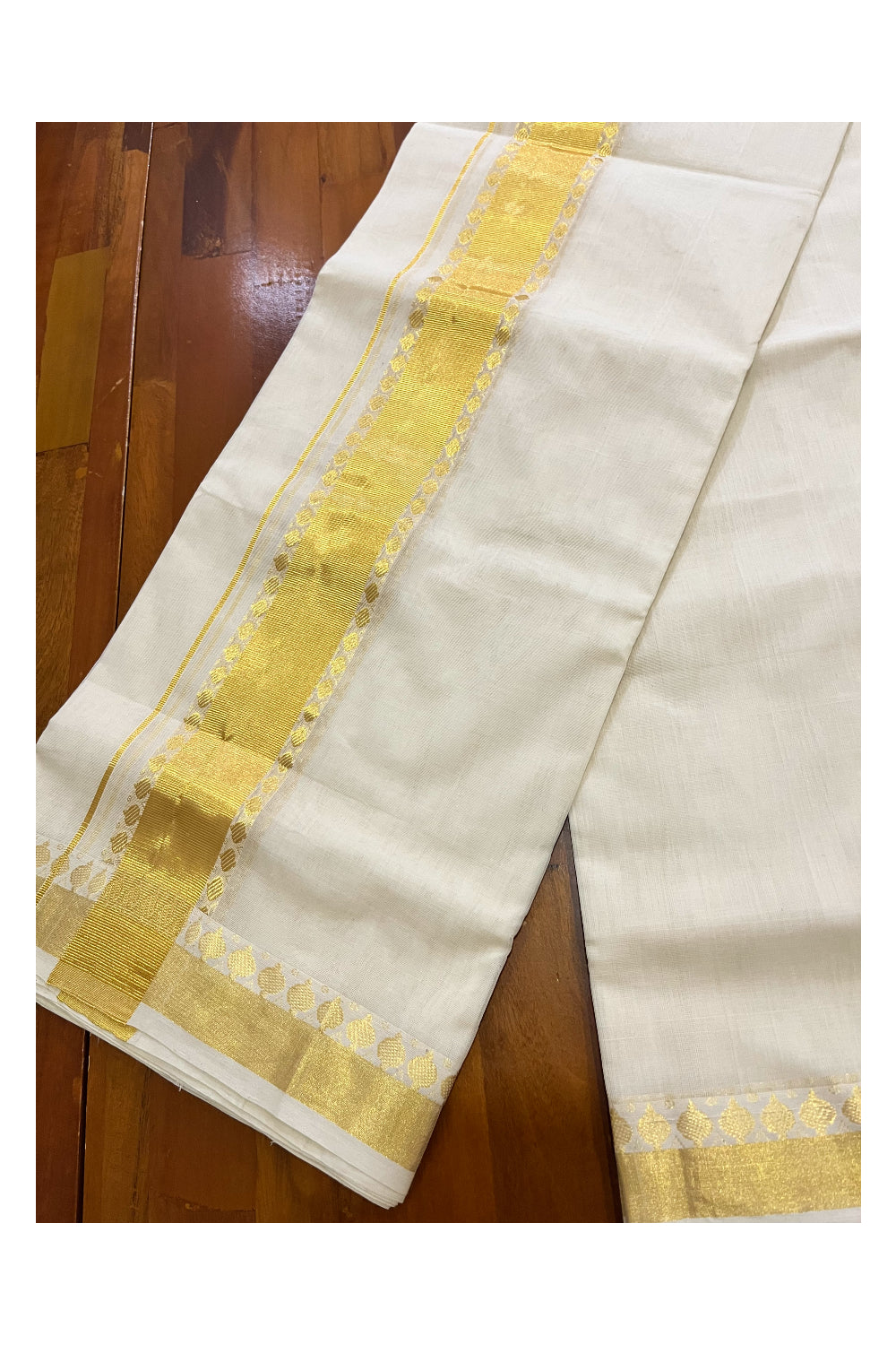 Southloom Super Premium Balaramapuram Unakkupaavu Handloom Double Wedding Mundu with Kasavu Woven Border