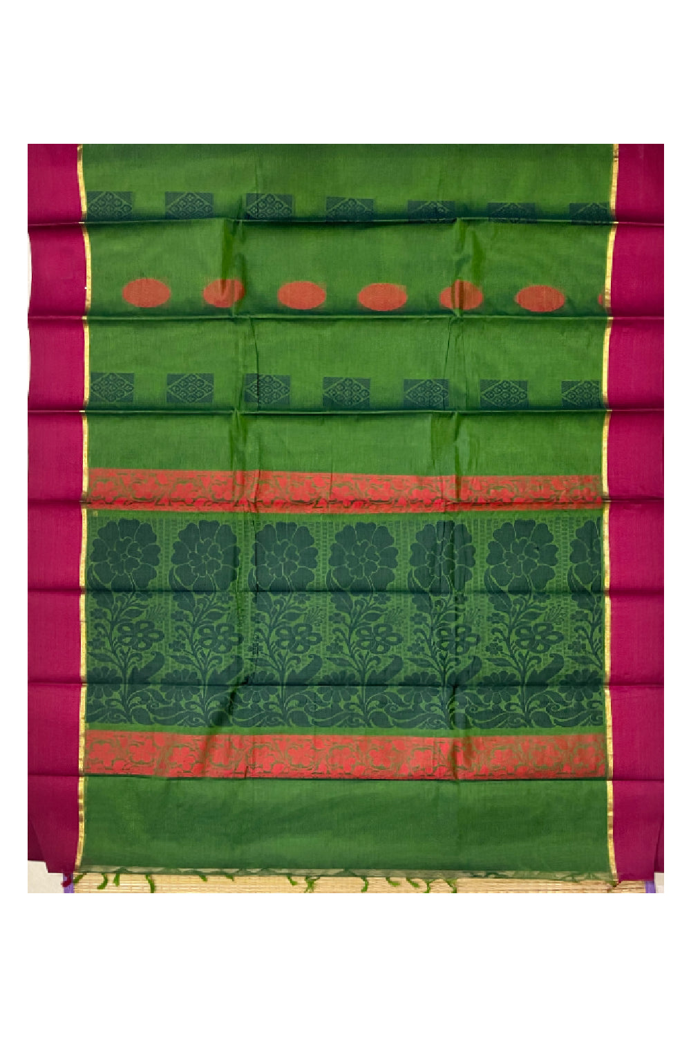 Southloom Cotton Green Saree with Woven Butta Works on Body and Pallu