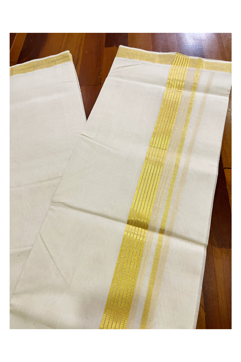 Southloom Super Premium Balaramapuram Unakkupaavu Handloom Wedding Kasavu Mundu (South Indian Kerala Dhoti)