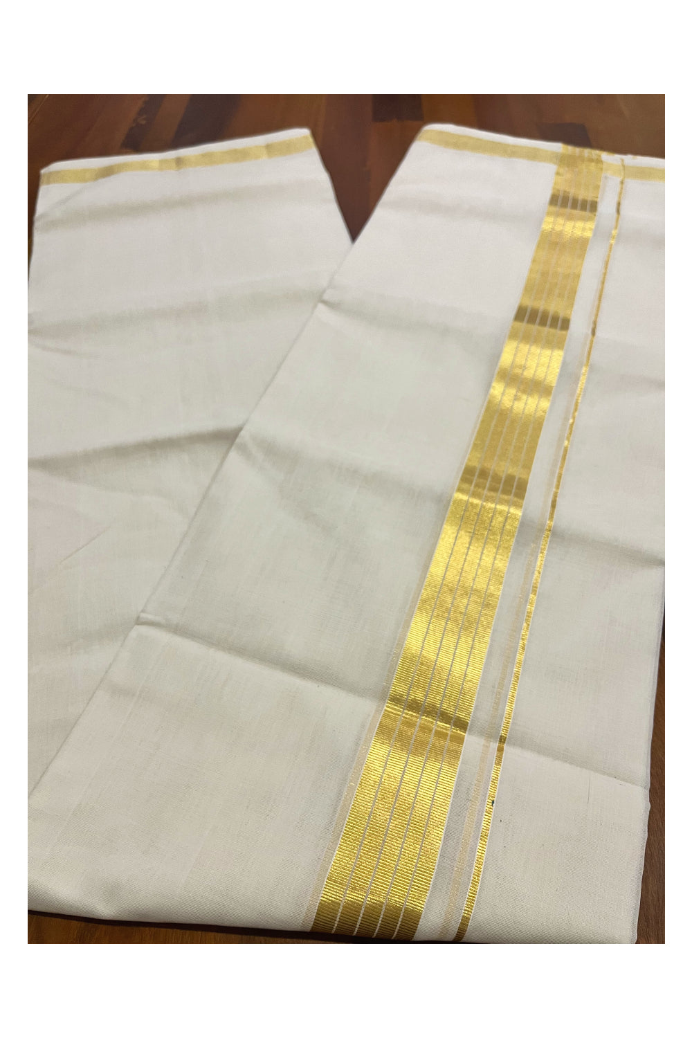 Southloom Premium Balaramapuram Unakkupaavu Handloom Kasavu Mundu (South Indian Kerala Dhoti)