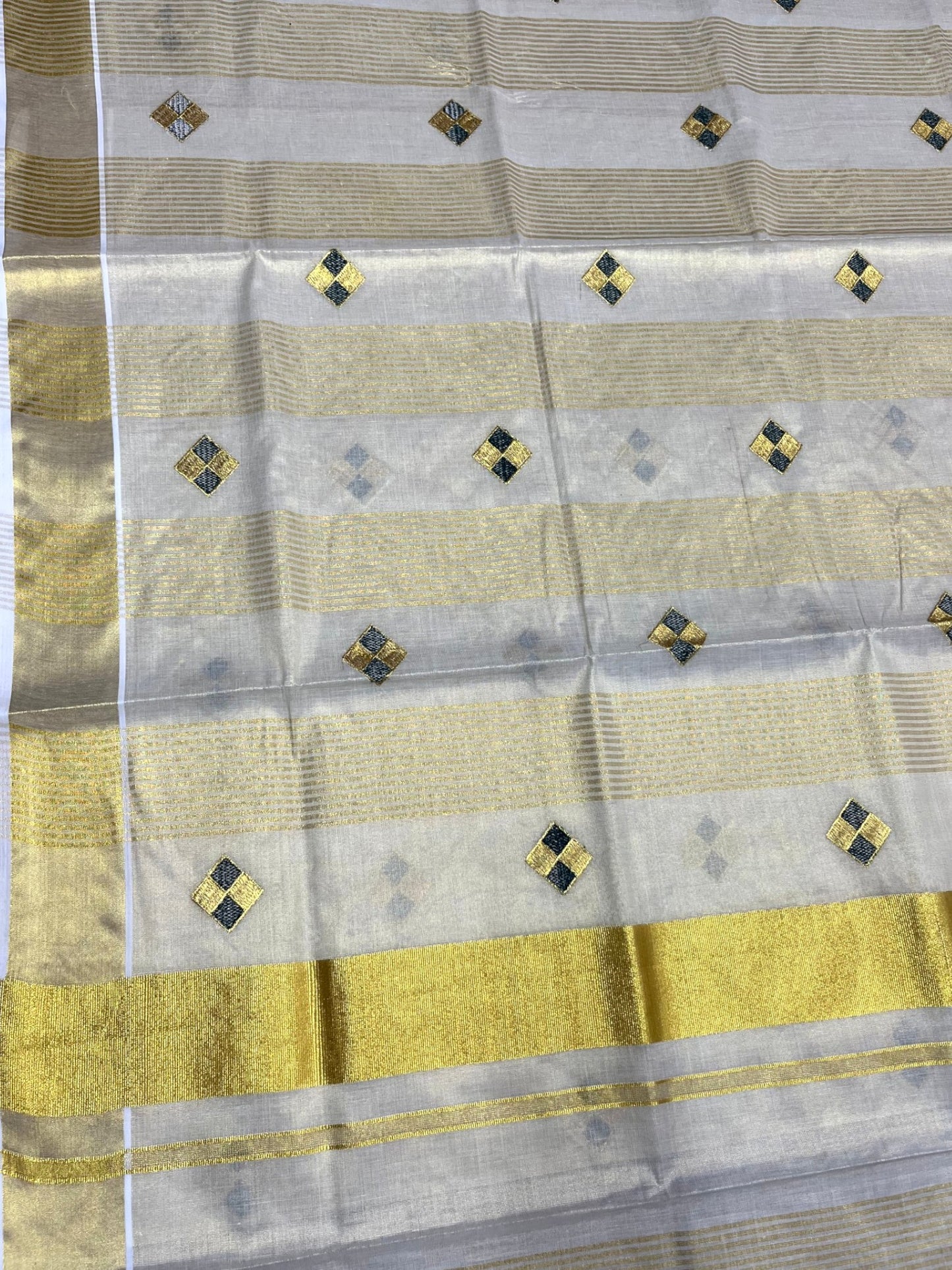 Southloom Kerala Tissue Kasavu Striped Saree with  Diagonal Woven Designs in Green And Gold Body Work
