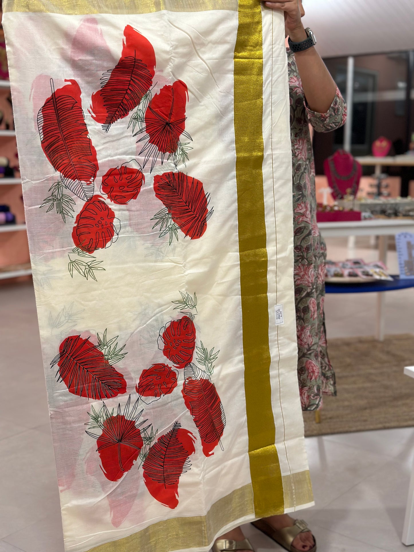 Southloom Red Floral Print Kerala Kasavu Saree