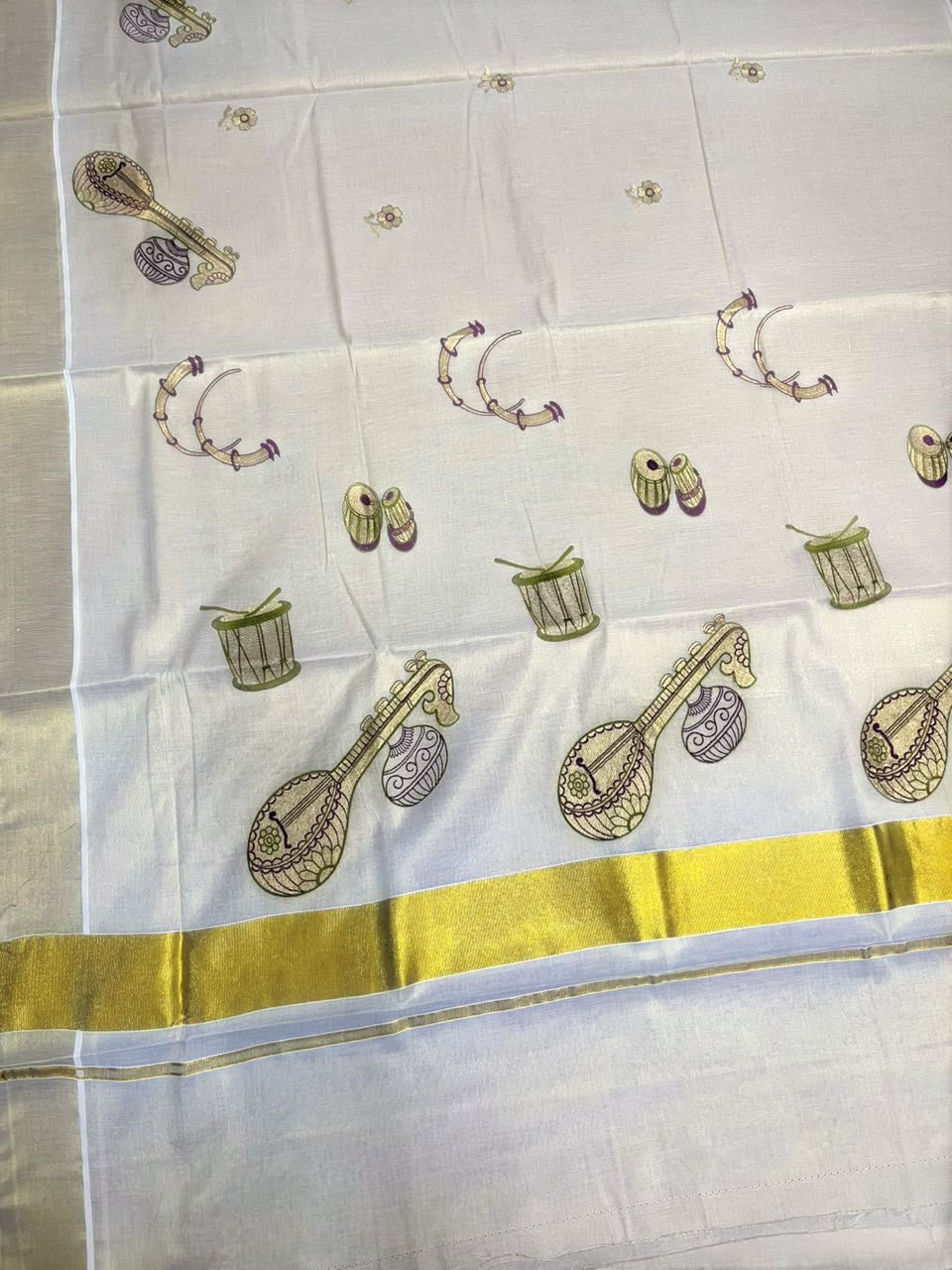 Southloom Kerala Tissue Purple&Olive Green Veena Embroidery Saree SL302