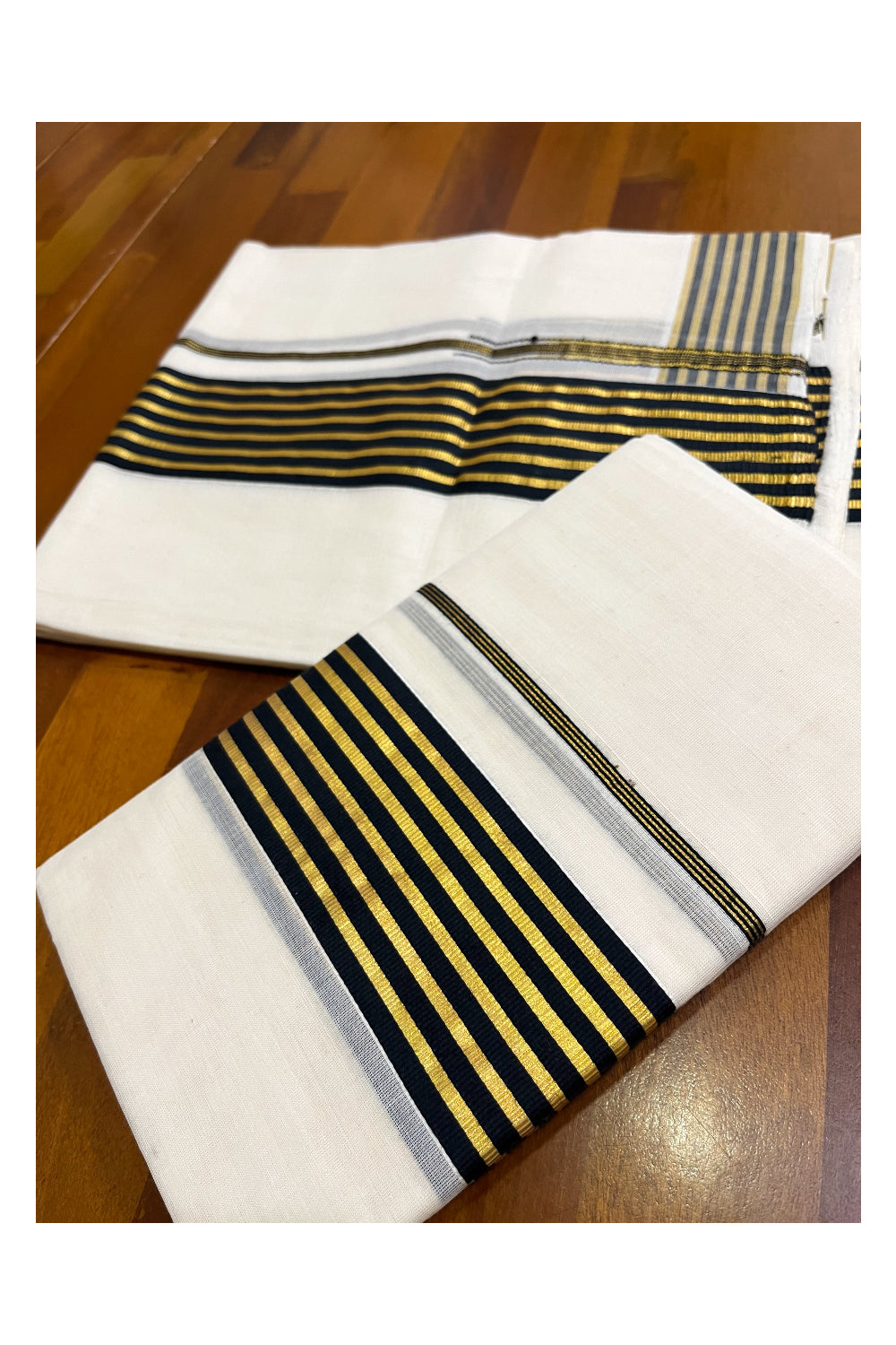 Pure Cotton Handloom Premium Set Mundu (Mundum Neriyathum) with Kasavu and Black Lines Border