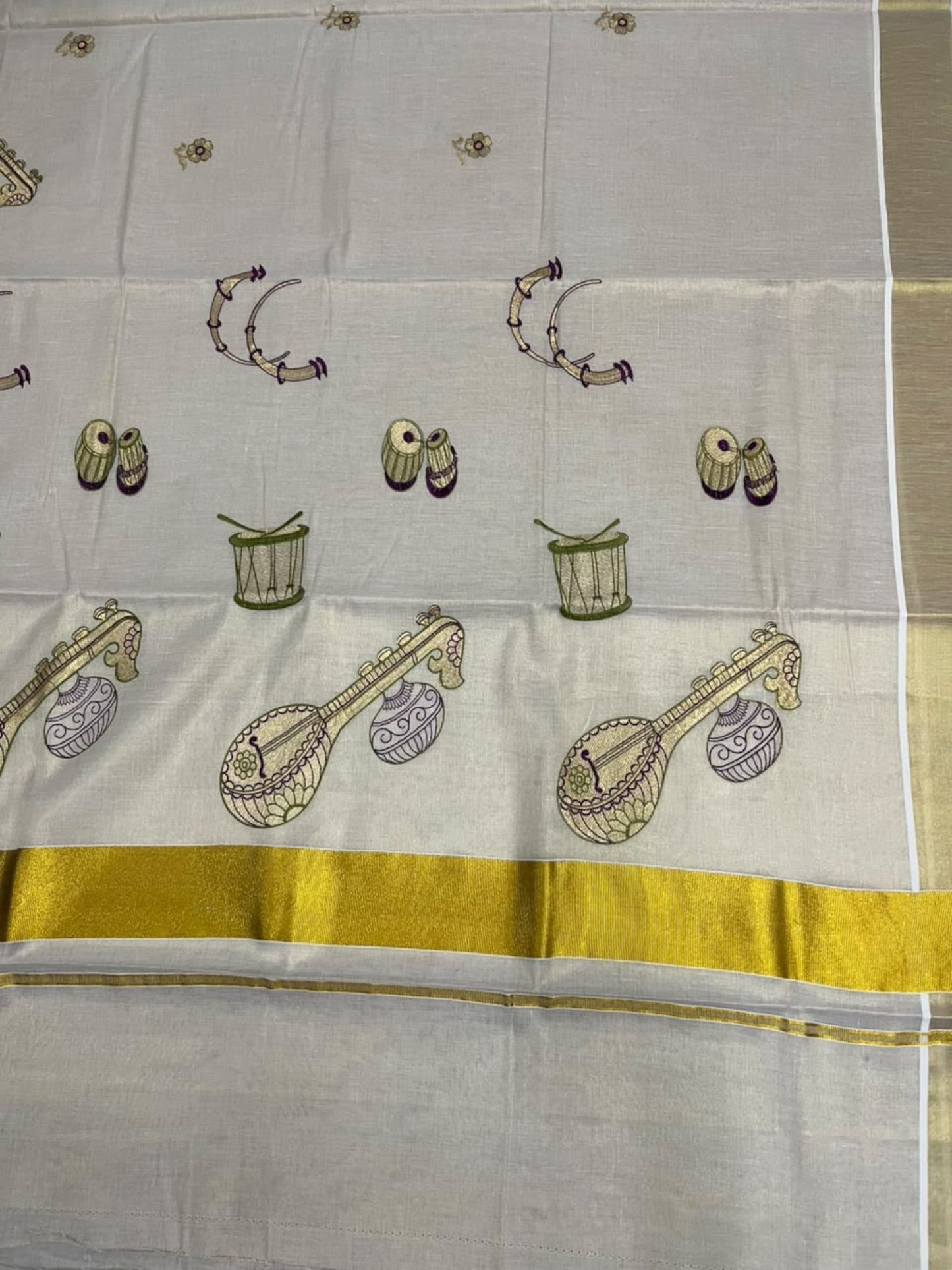 Southloom Kerala Tissue Purple&Olive Green Veena Embroidery Saree SL302