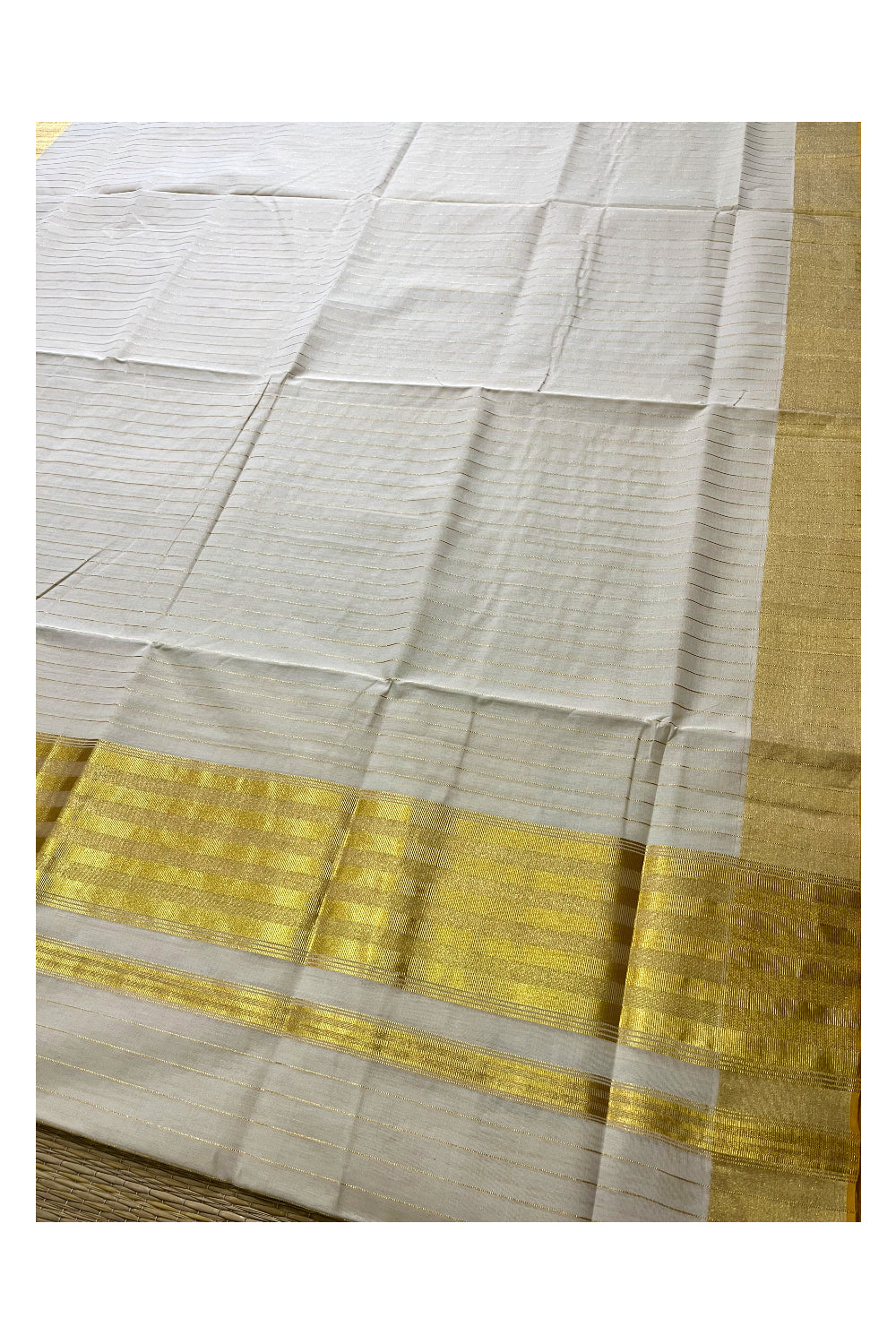 Southloom Super Premium Balaramapuram Unakkupaavu Handloom Saree with Kasavu Lines Across Body