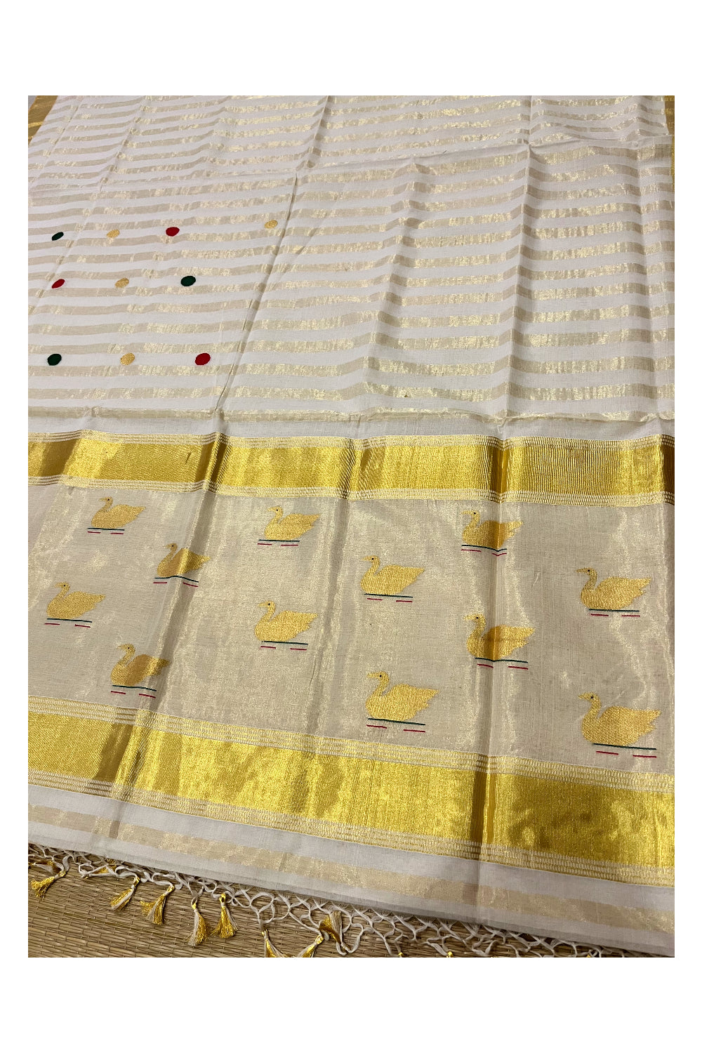 Southloom Super Premium Balaramapuram Unakkupaavu Handloom Saree with Woven Swan Pallu and Polka Dots on Body