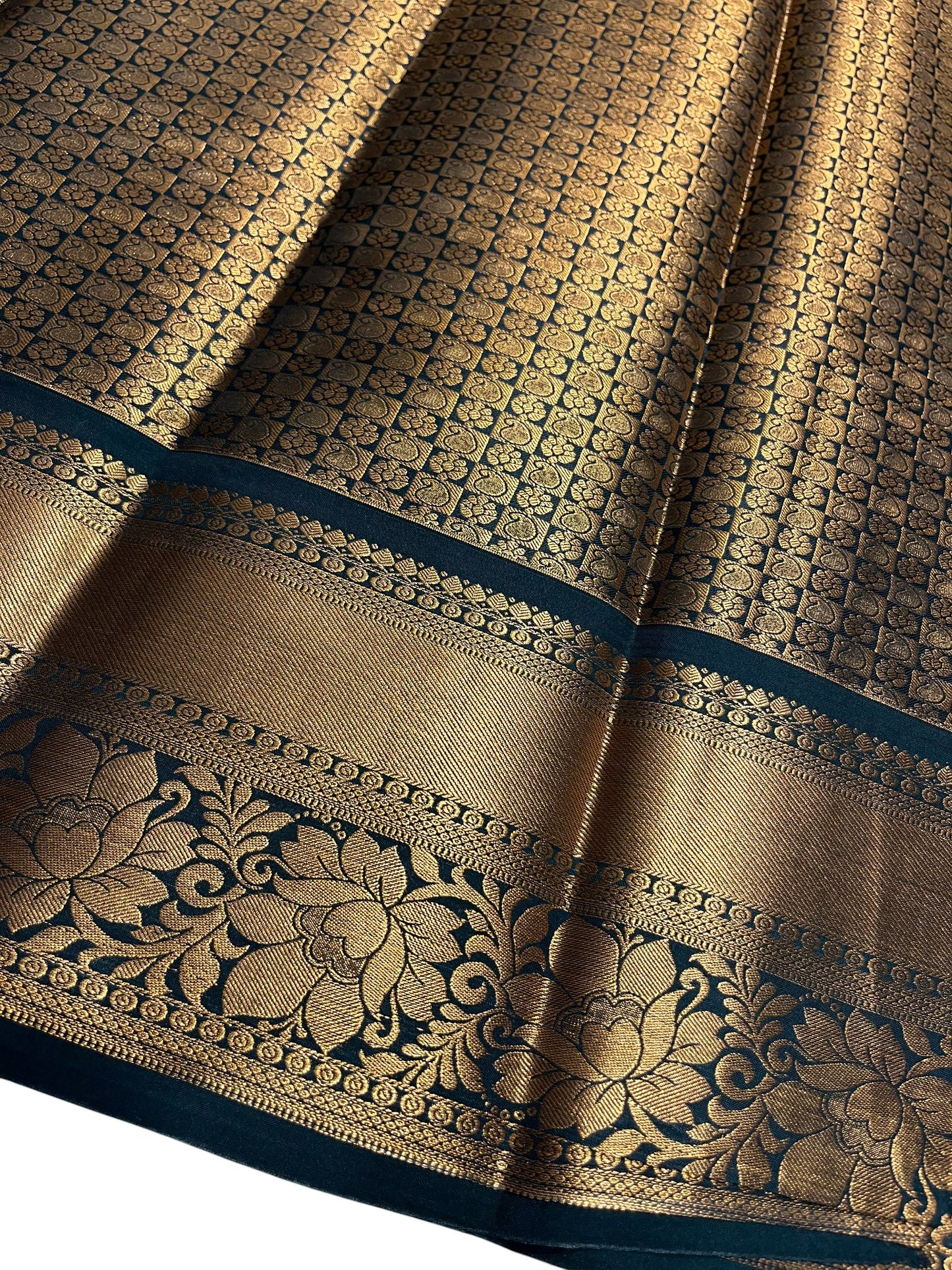 Southloom Banarasi Semi Silk Saree with Floral Zari Work Across Body (Peach & Green)