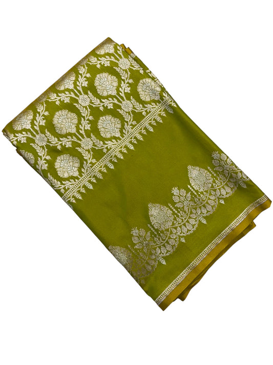 Southloom Pure Banarasi Silk Saree with Woven Work on Body and Borders (Green)