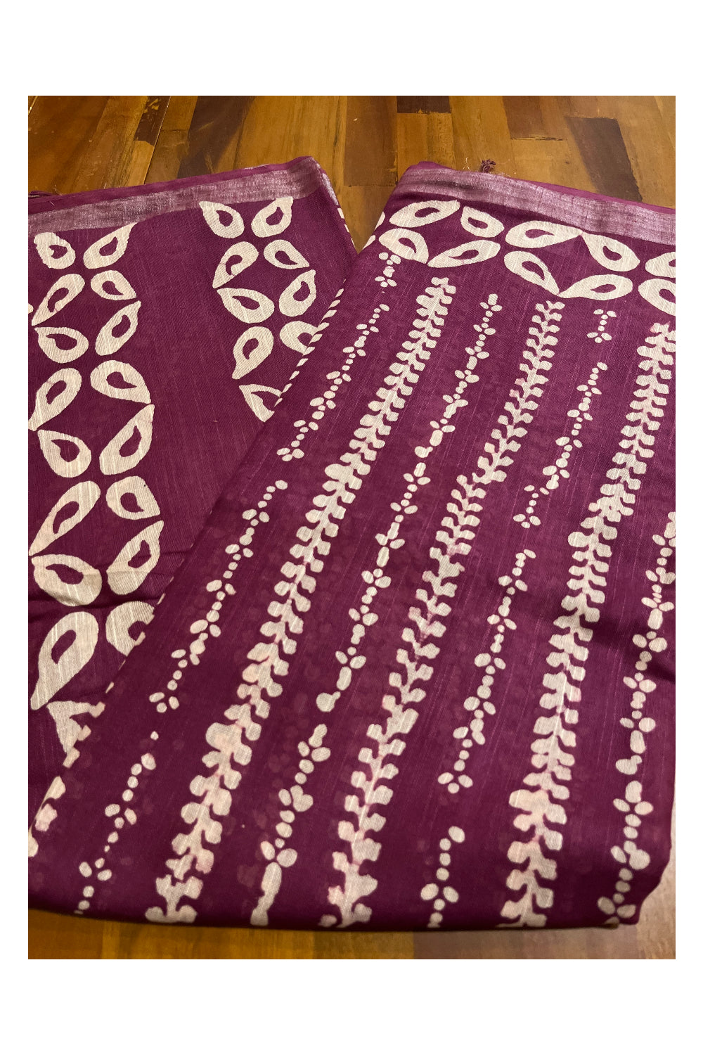 Southloom Linen Magenta Designer Saree with White Prints