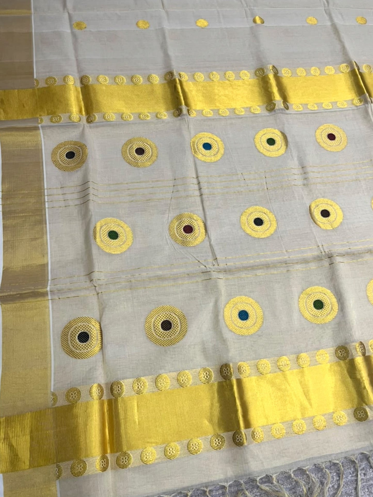 Southloom Super Premium Balaramapuram Handloom Tissue Saree with Butta Design and Gold Kasavu Border