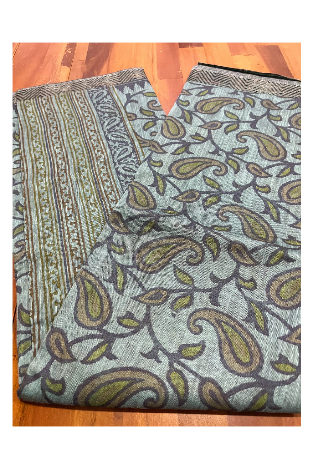 Southloom Cotton Saree with Blue Paisley Woven Patterns