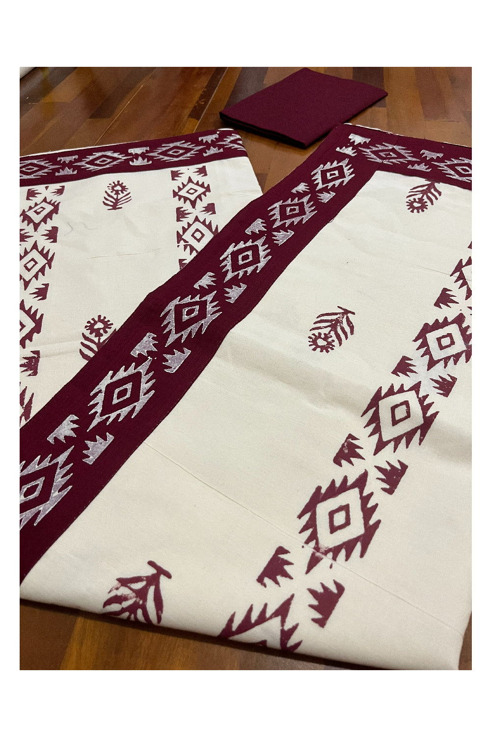 Pure Cotton Onam 2023 Kerala Saree with Hand Block Maroon Batik Prints