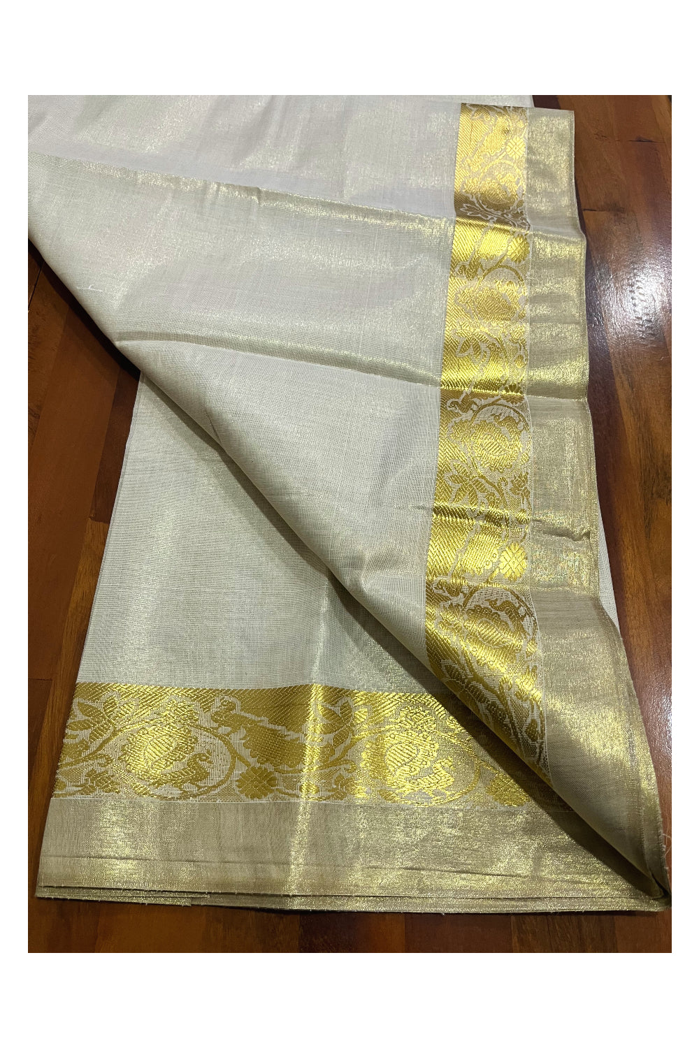 Kerala Pure Tissue Material with Kasavu Woven Design Border (4 meters)