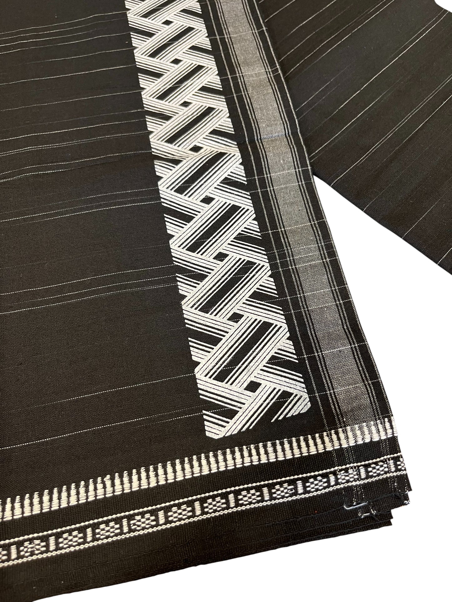 Southloom Black Printed Single Mundu / Otta Mundu / Lungi (South Indian Kerala Dhoti)