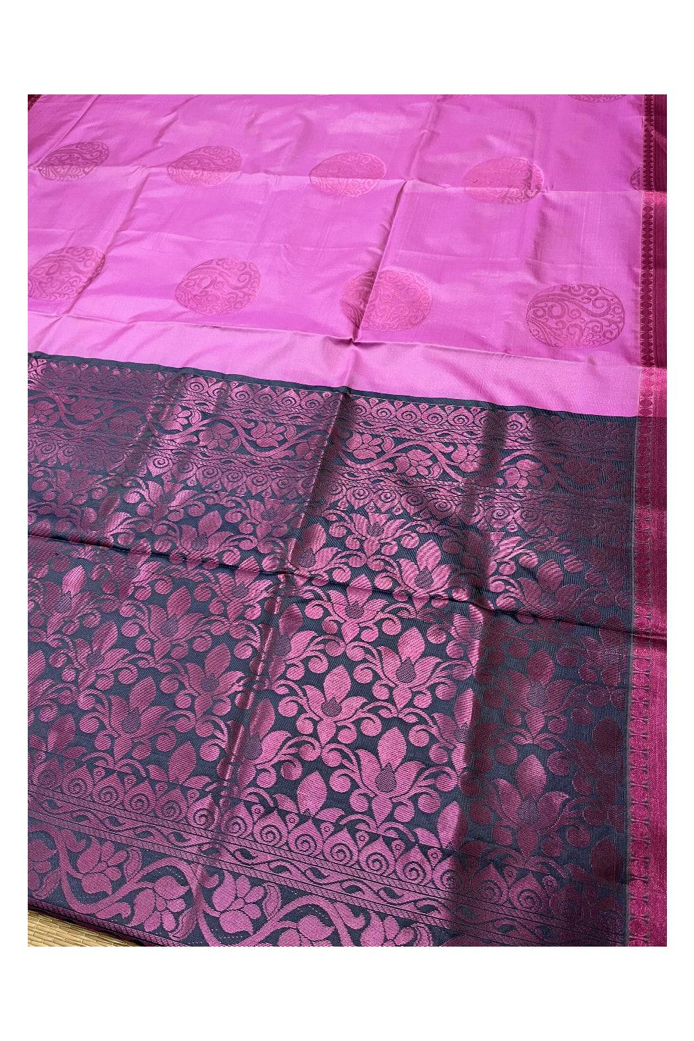 Southloom Soft Silk Light Magenta Designer Woven Saree with Heavy Work on Pallu