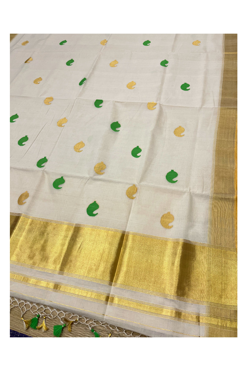 Southloom Super Premium Balaramapuram Unakkupaavu Handloom Kasavu Saree with and Light Green and Golden Paisley Woven Designs on Border