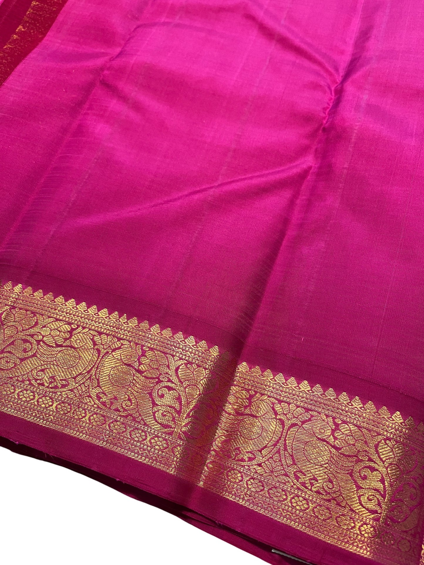 Southloom Pure Handloom Bridal Kanchipuram Silk Saree with Korvai Work (Green & Magenta)