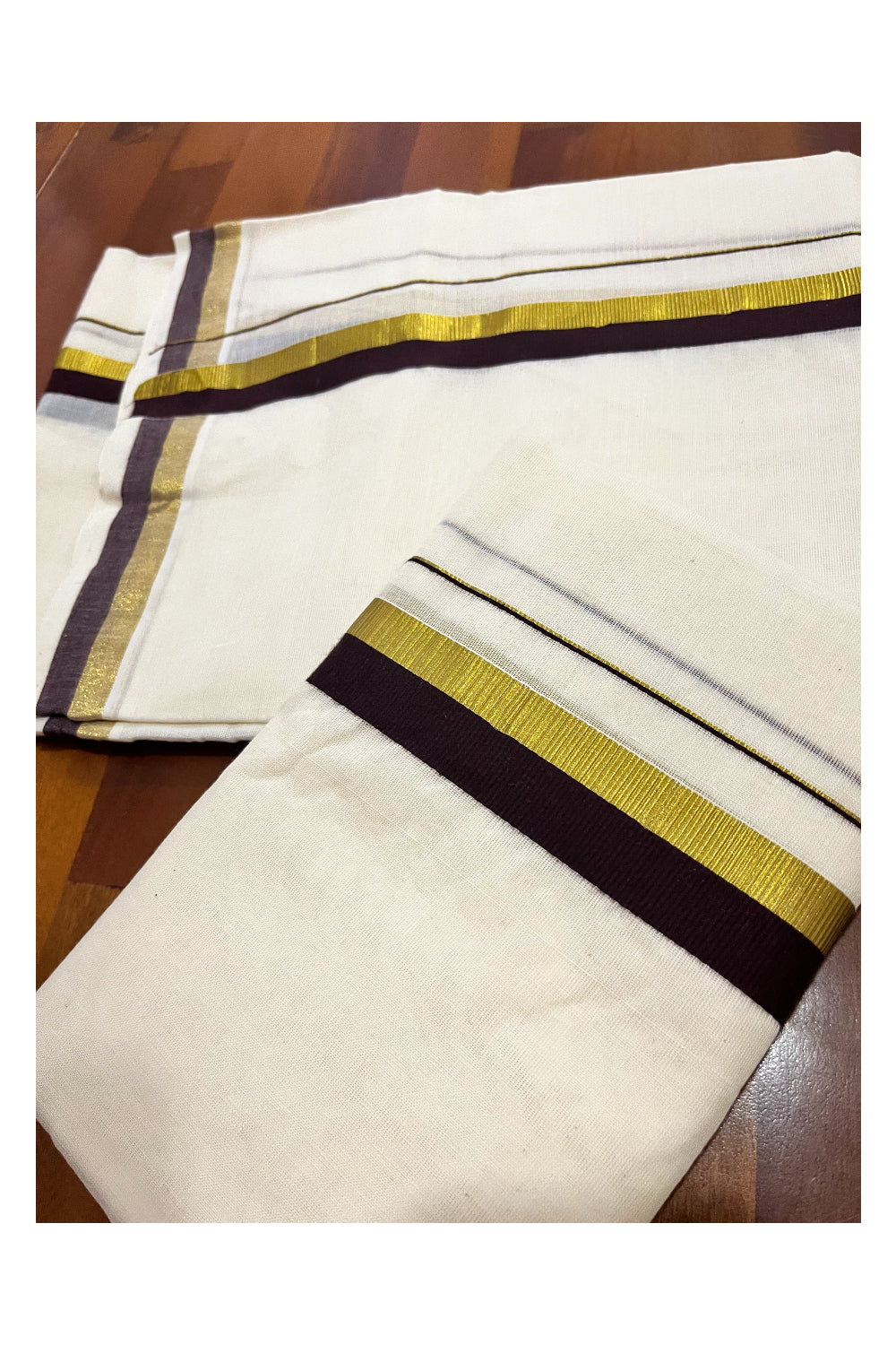 Kerala Cotton Set Mundu Single (Mundum Neriyathum) with Brown and Kasavu Border