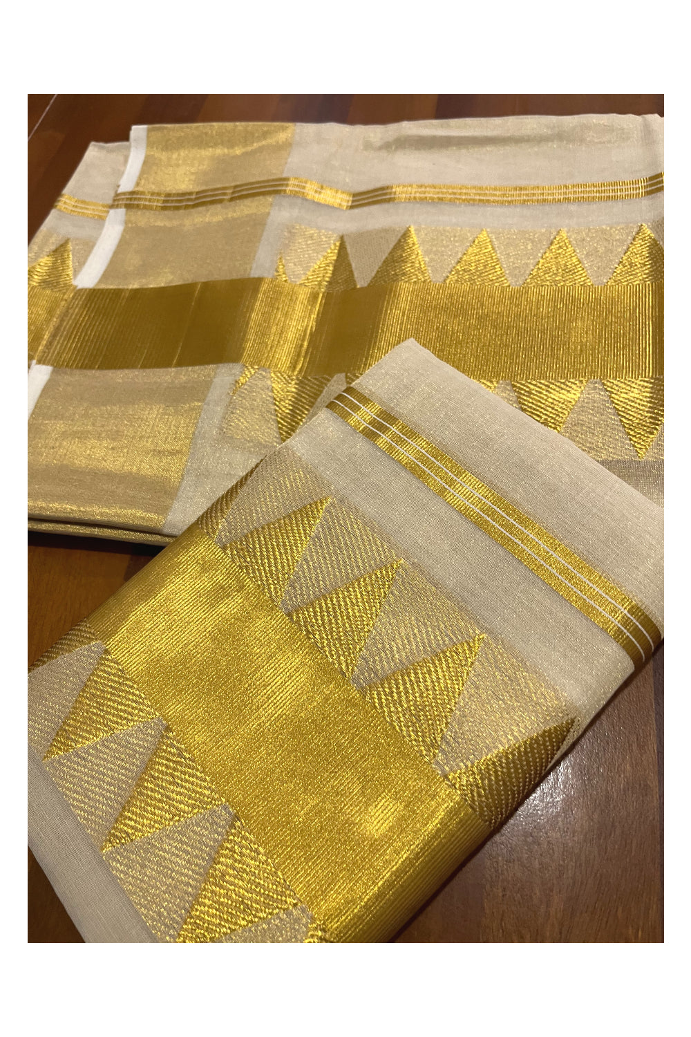 Southloom Premium Handloom Tissue Single Set Mundu with Temple Kasavu Design Border