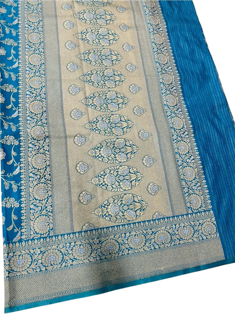 Southloom Pure Banarasi Silk Saree with Woven Work on Body and Borders (Blue)