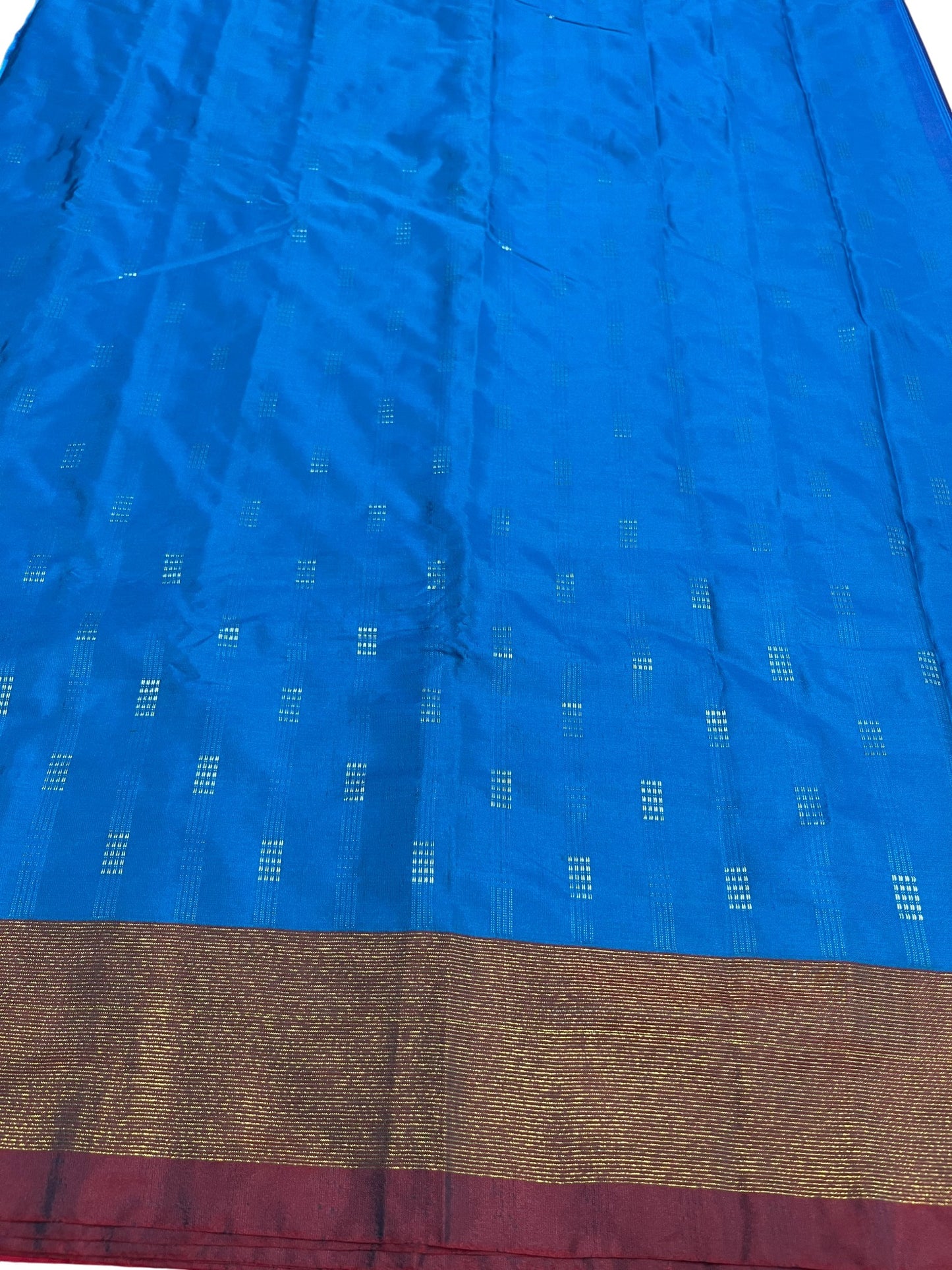 Southloom Semi Silk Saree With Butta Work Across in Body Blue And Maroon