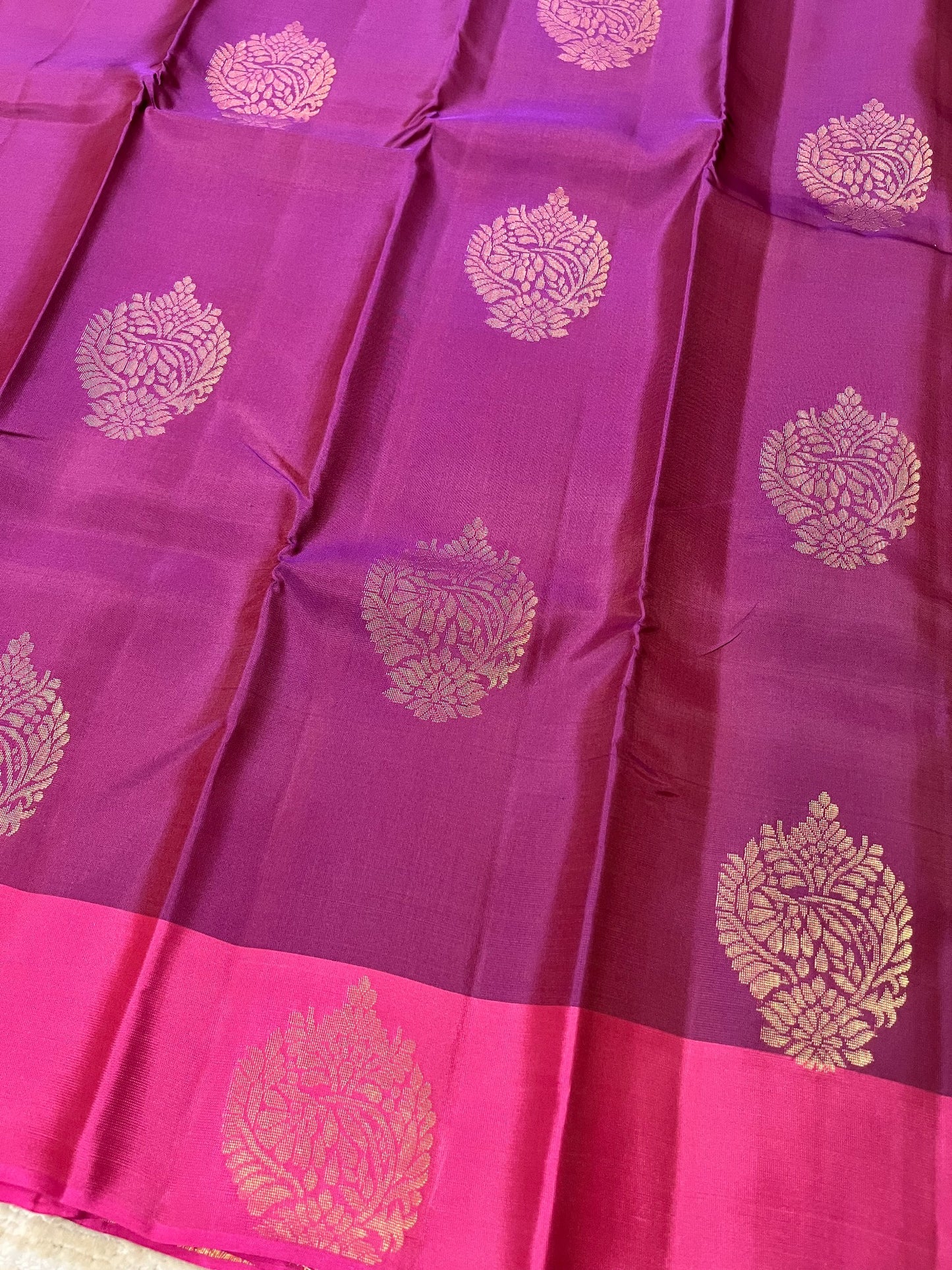 Southloom Pure Handloom Kanchipuram Silk Saree with Butta Work (Purple & Magenta)