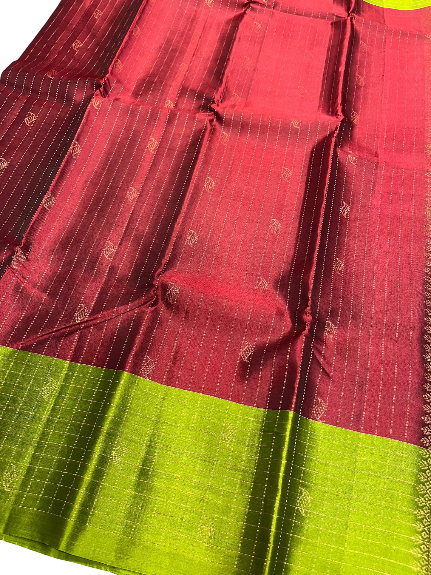 Southloom Pure Handloom Kanchipuram Silk Saree with Korvai Work (Maroon & Green)