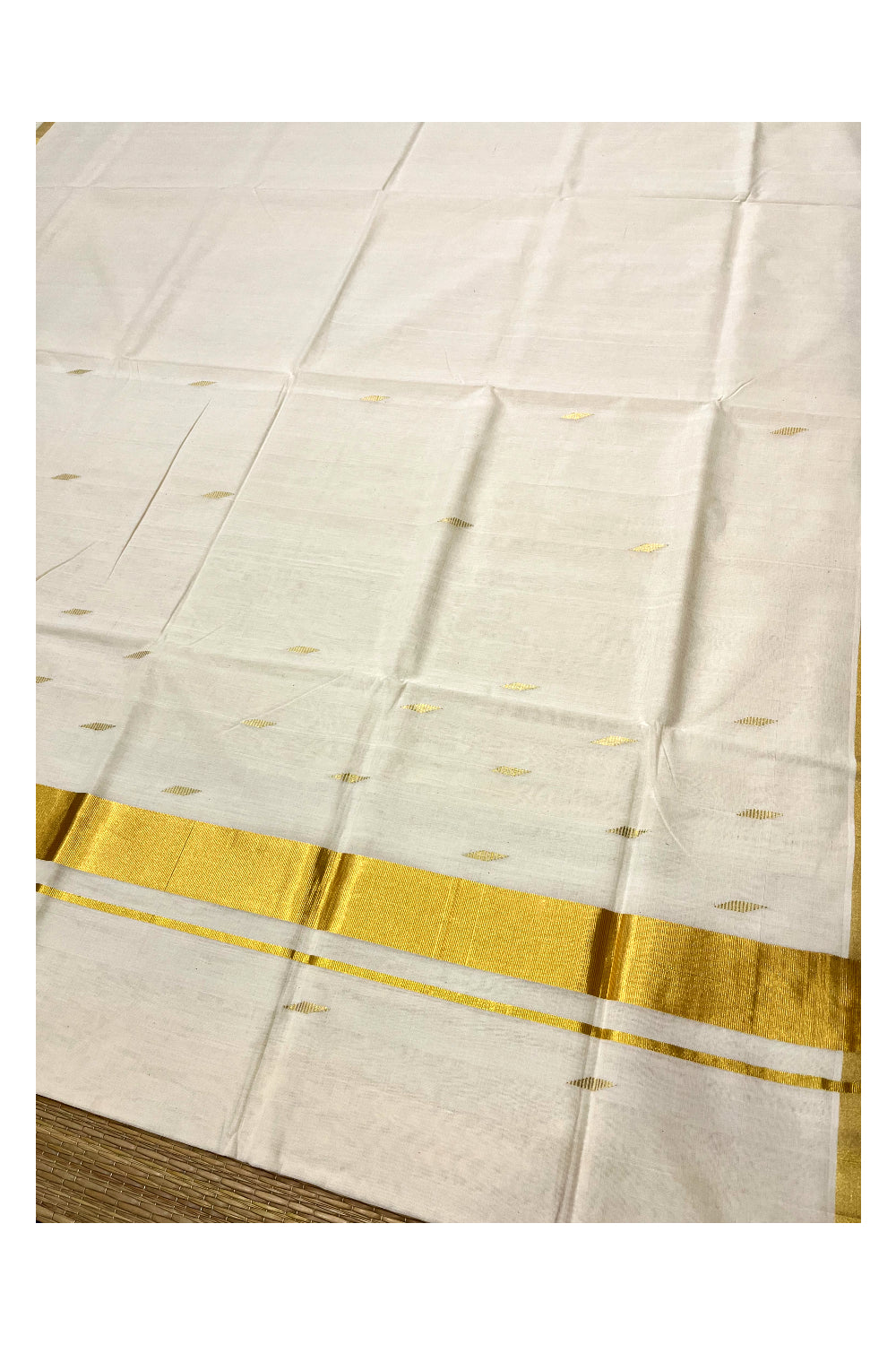 Southloom Balaramapuram Unakkupaavu Super Premium Handloom Cotton Saree with Golden Butta Works