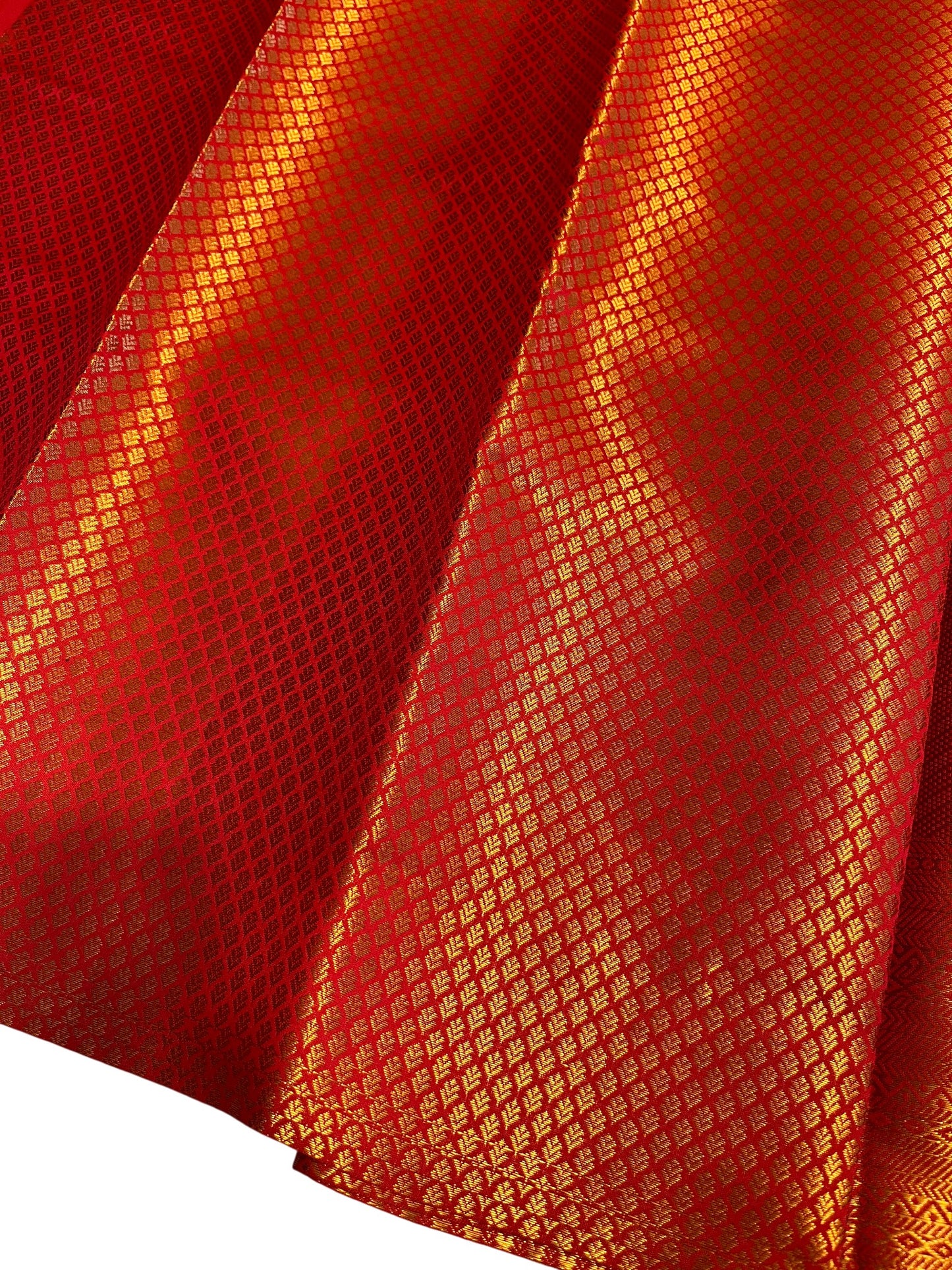 Southloom Semi Silk Brocade Bridal Saree WIth Woven Borders