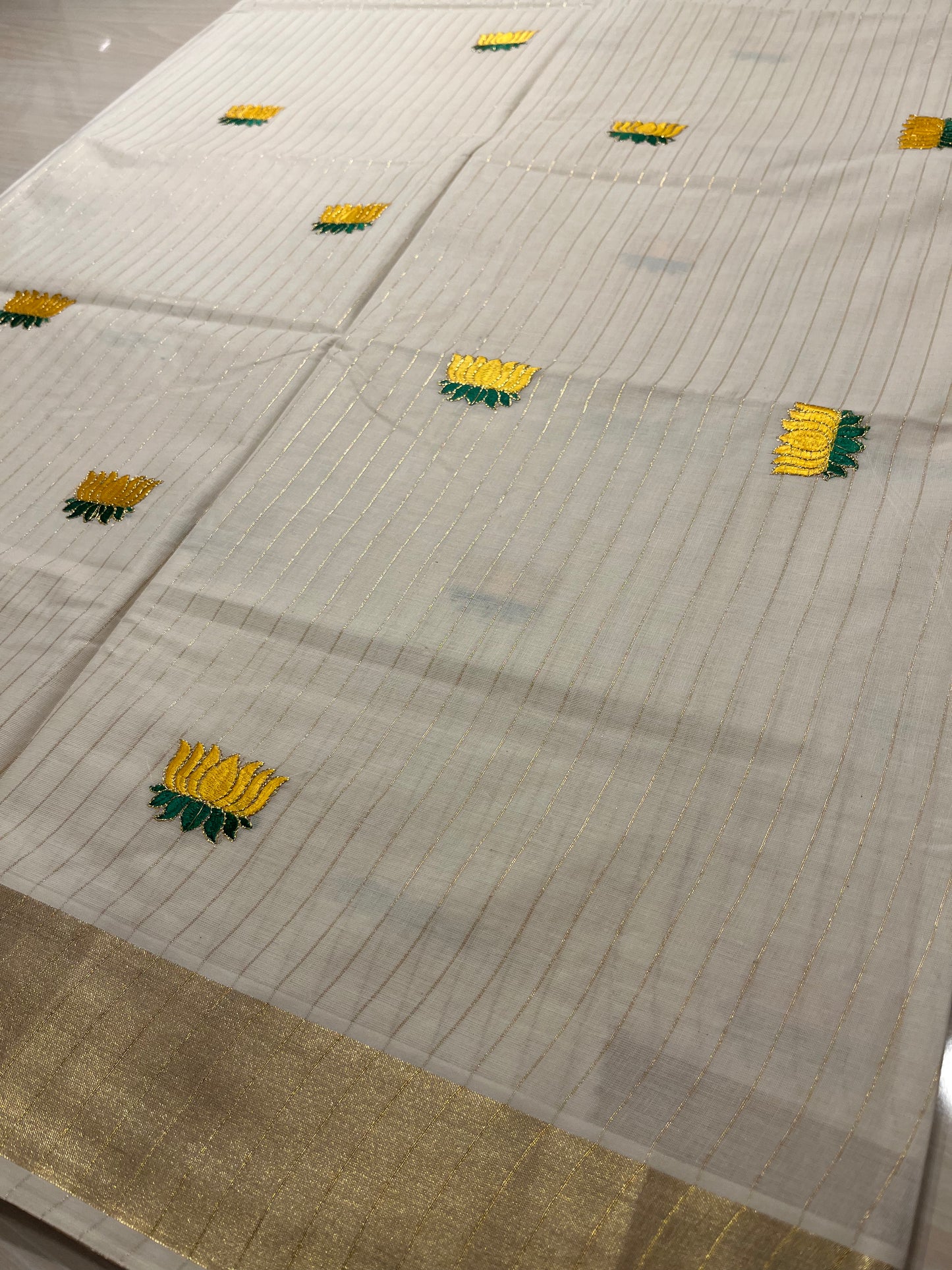 Yellow Lotus Lines Cotton Kerala Saree SL268