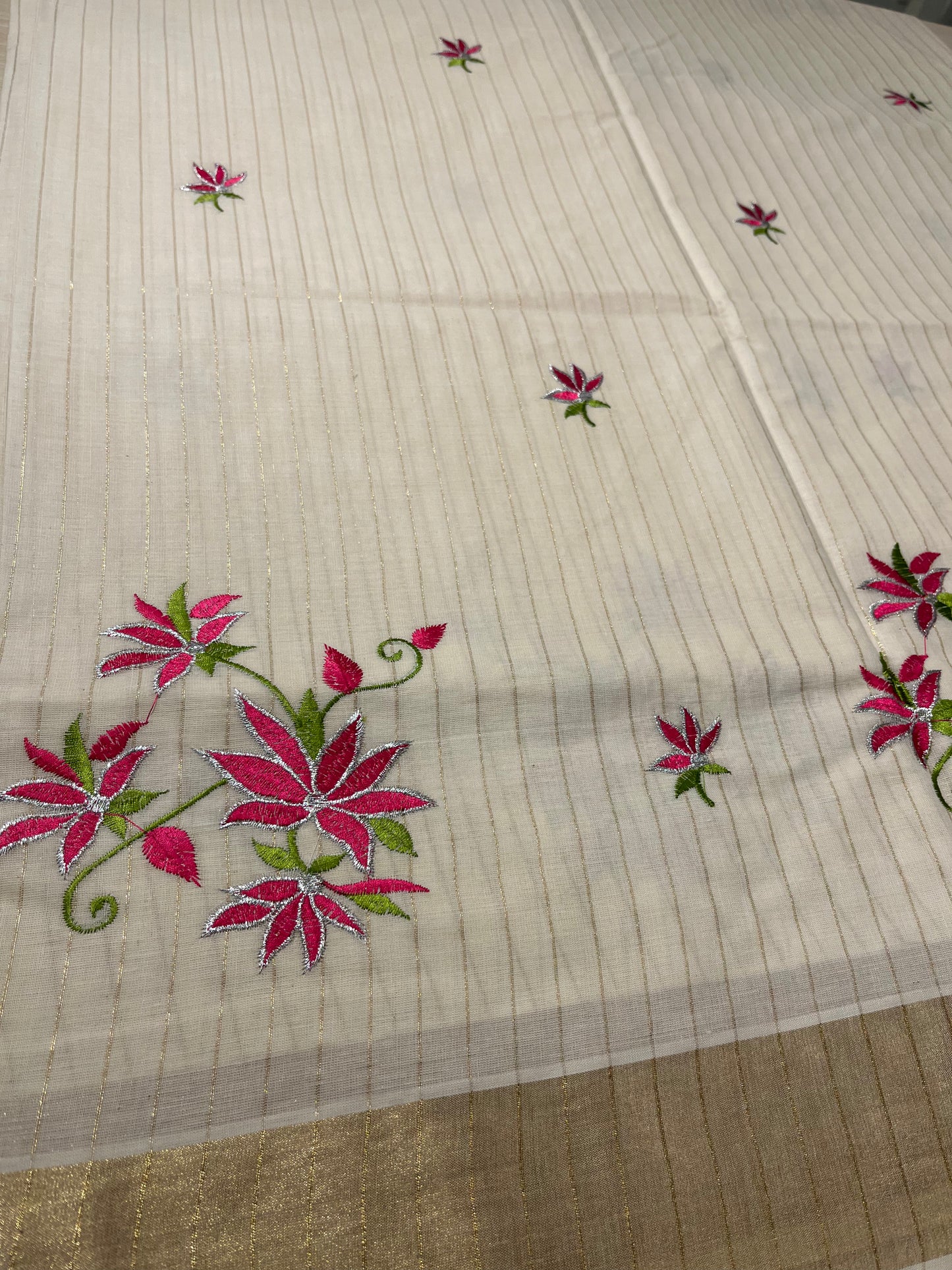 Rani Pink Floral Cotton Lines Saree SL127