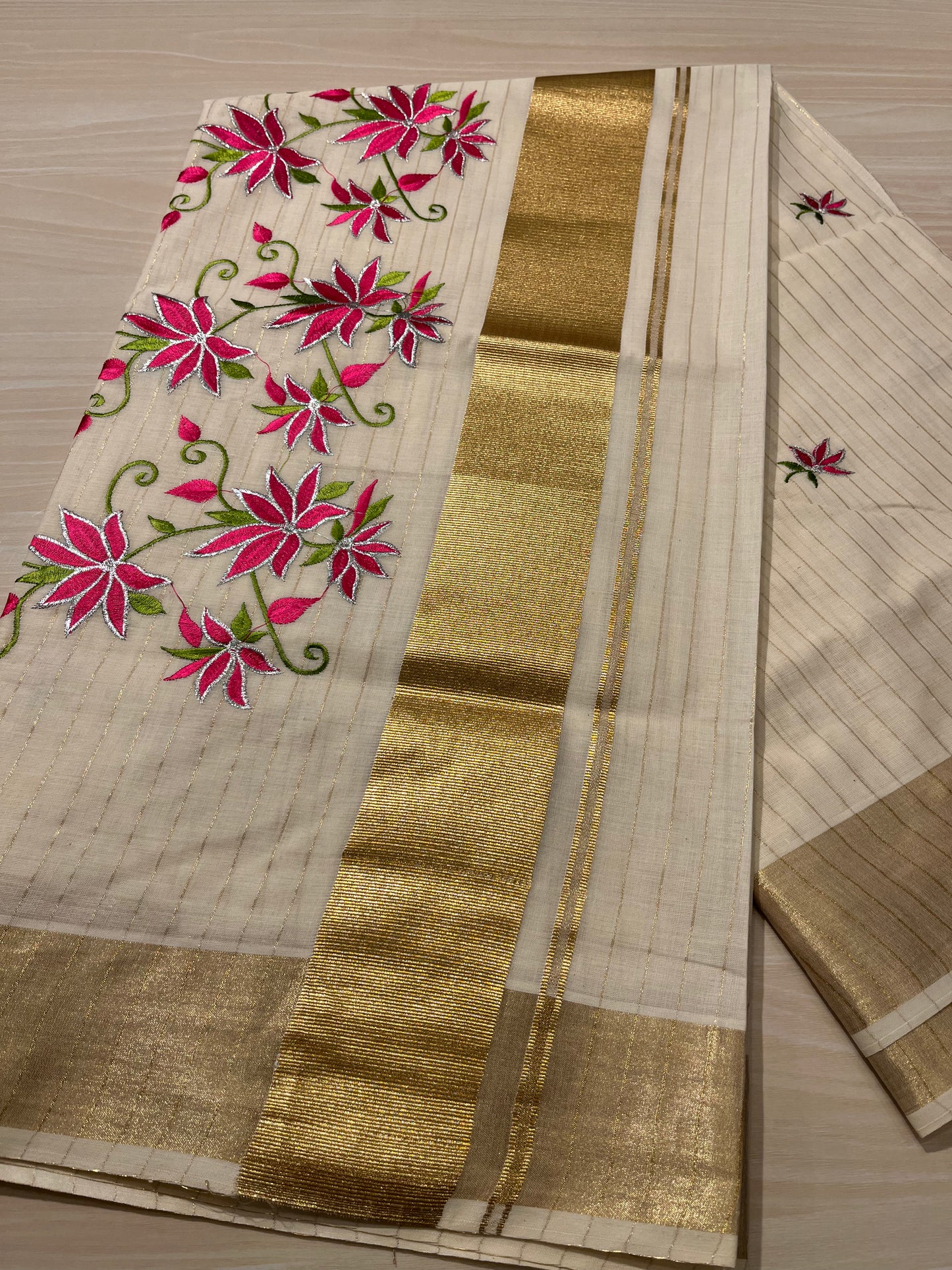 Rani Pink Floral Cotton Lines Saree SL127