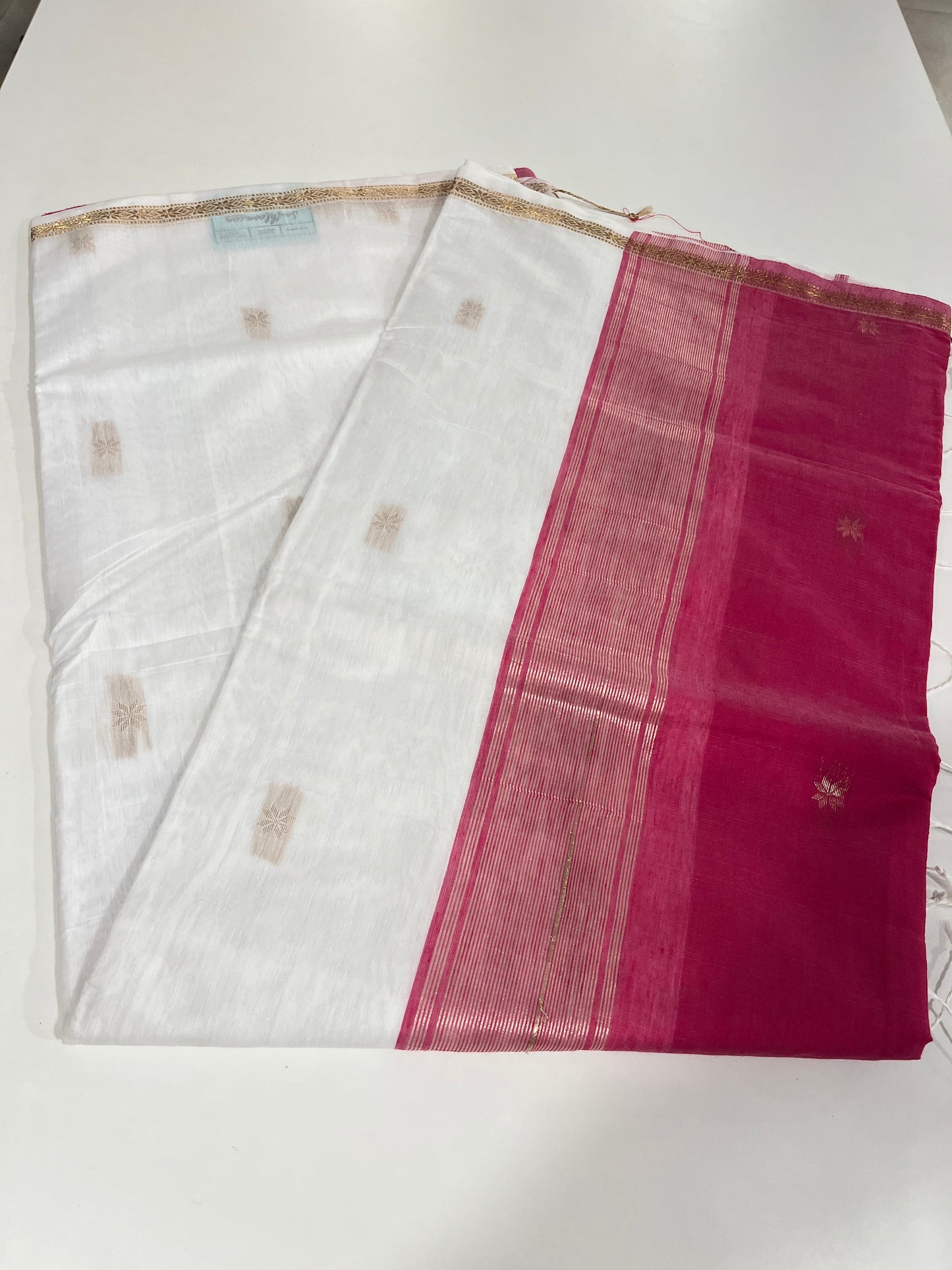 White & Pink Maheshwari Cotton Saree SL174
