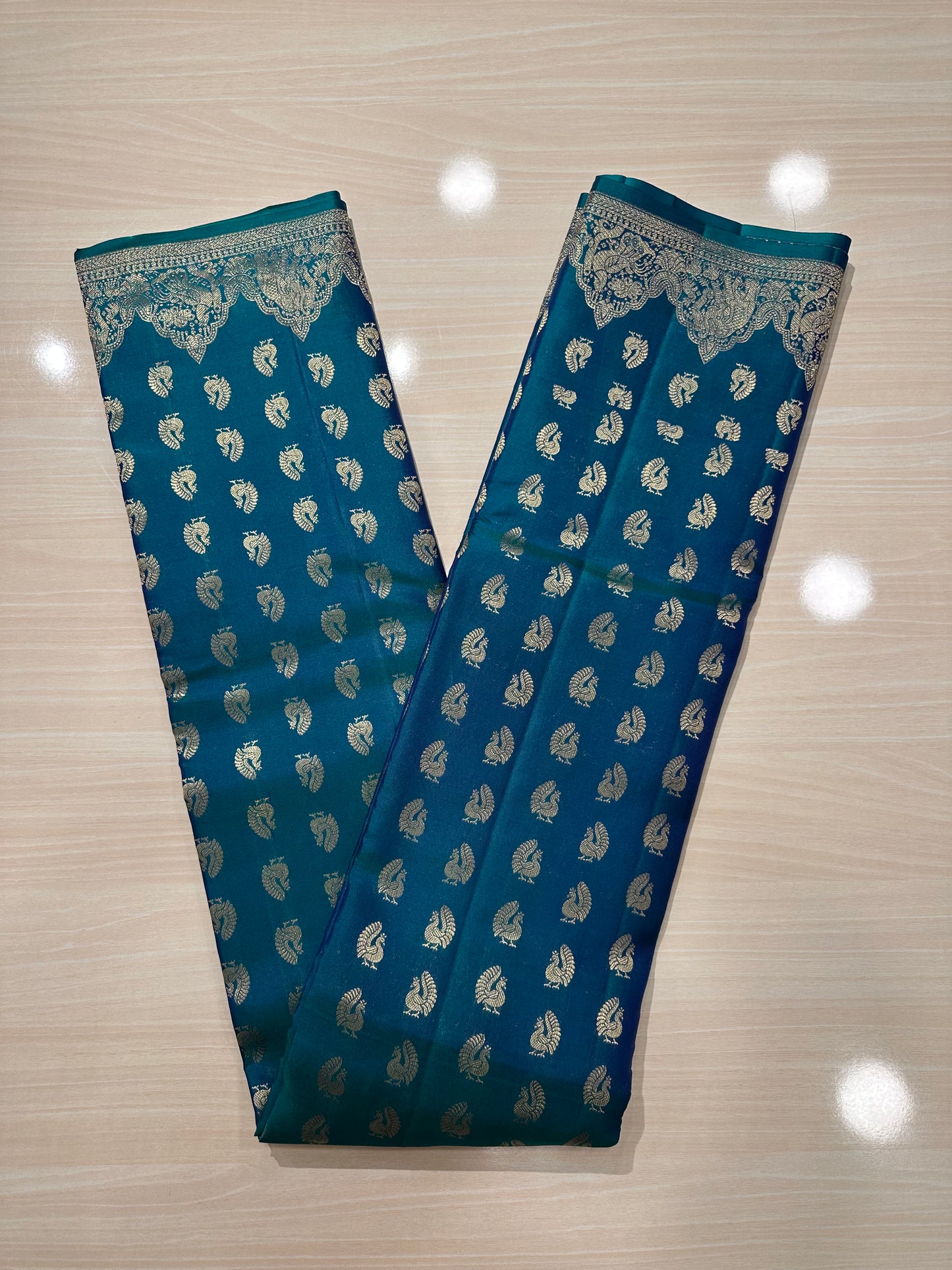 Southloom Pure Handloom Bridal Kanchipuram Silk Saree with Peacock Design (Peacock Green & Blue) SL623