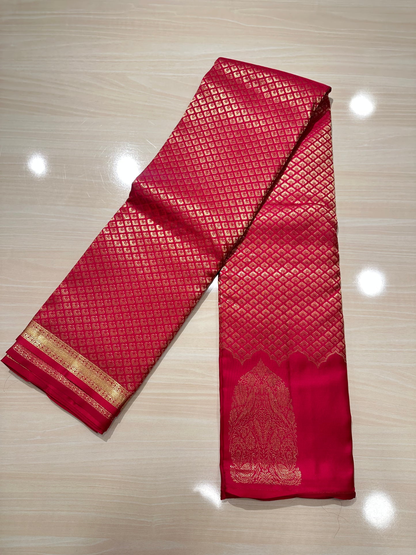 Southloom Pure Handloom Bridal Kanchipuram Brocade Silk Saree (Magenta) SL623