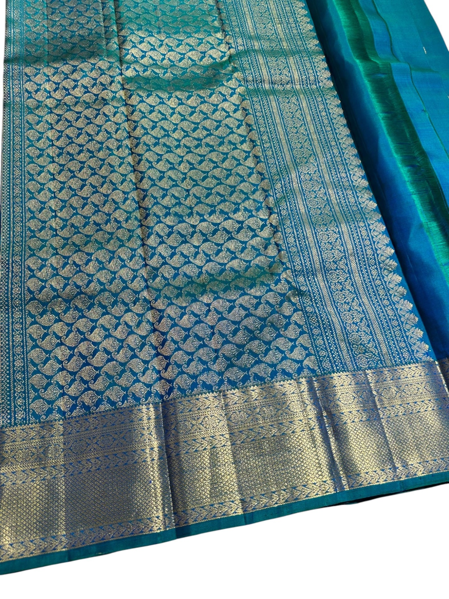 Southloom Pure Handloom Bridal Kanchipuram  Brocade Silk Saree (Peacock Blue & Green) SL623