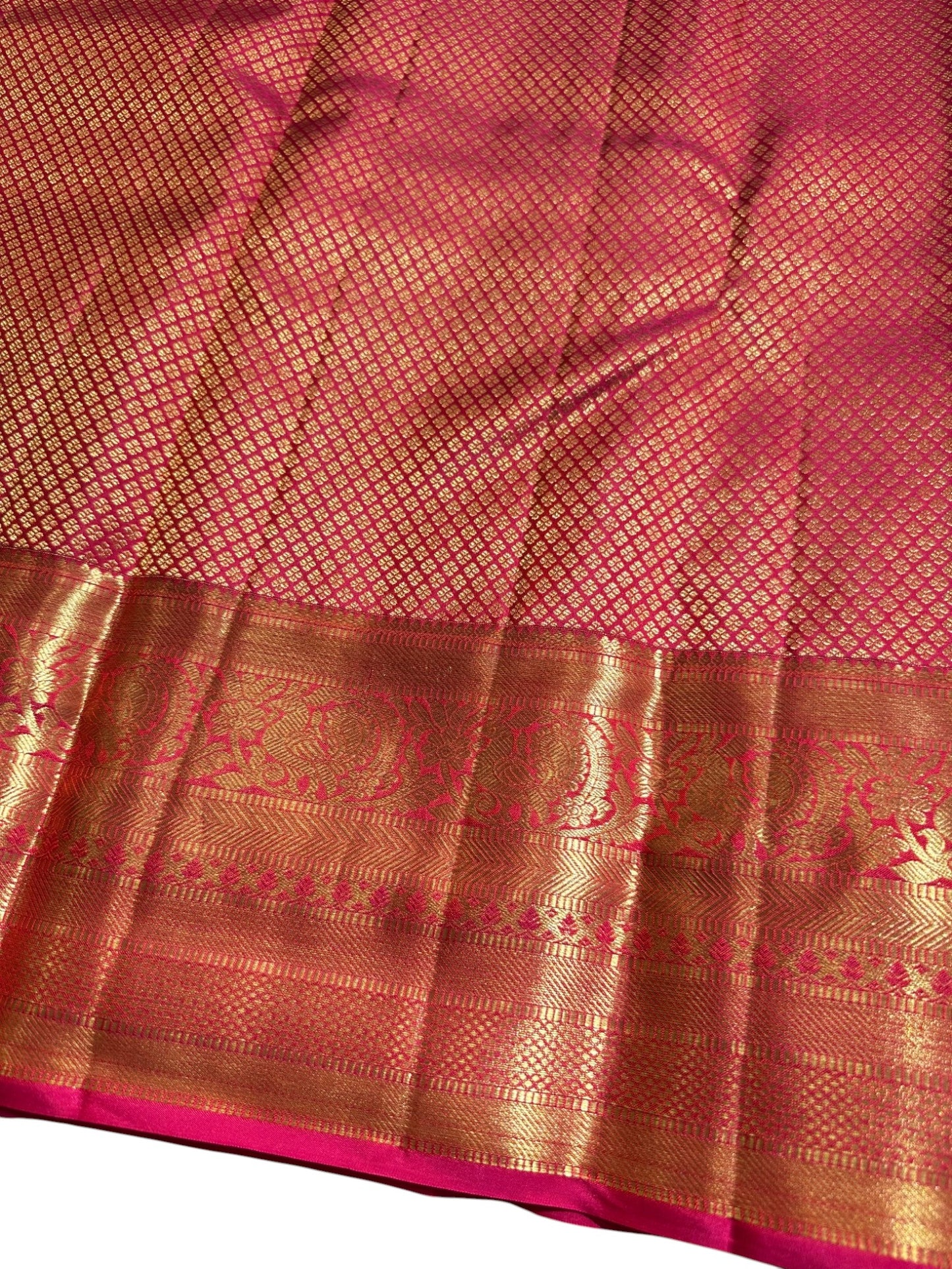 Southloom Pure Handloom Bridal Kanchipuram  Brocade Silk Saree (Magenta) SL623