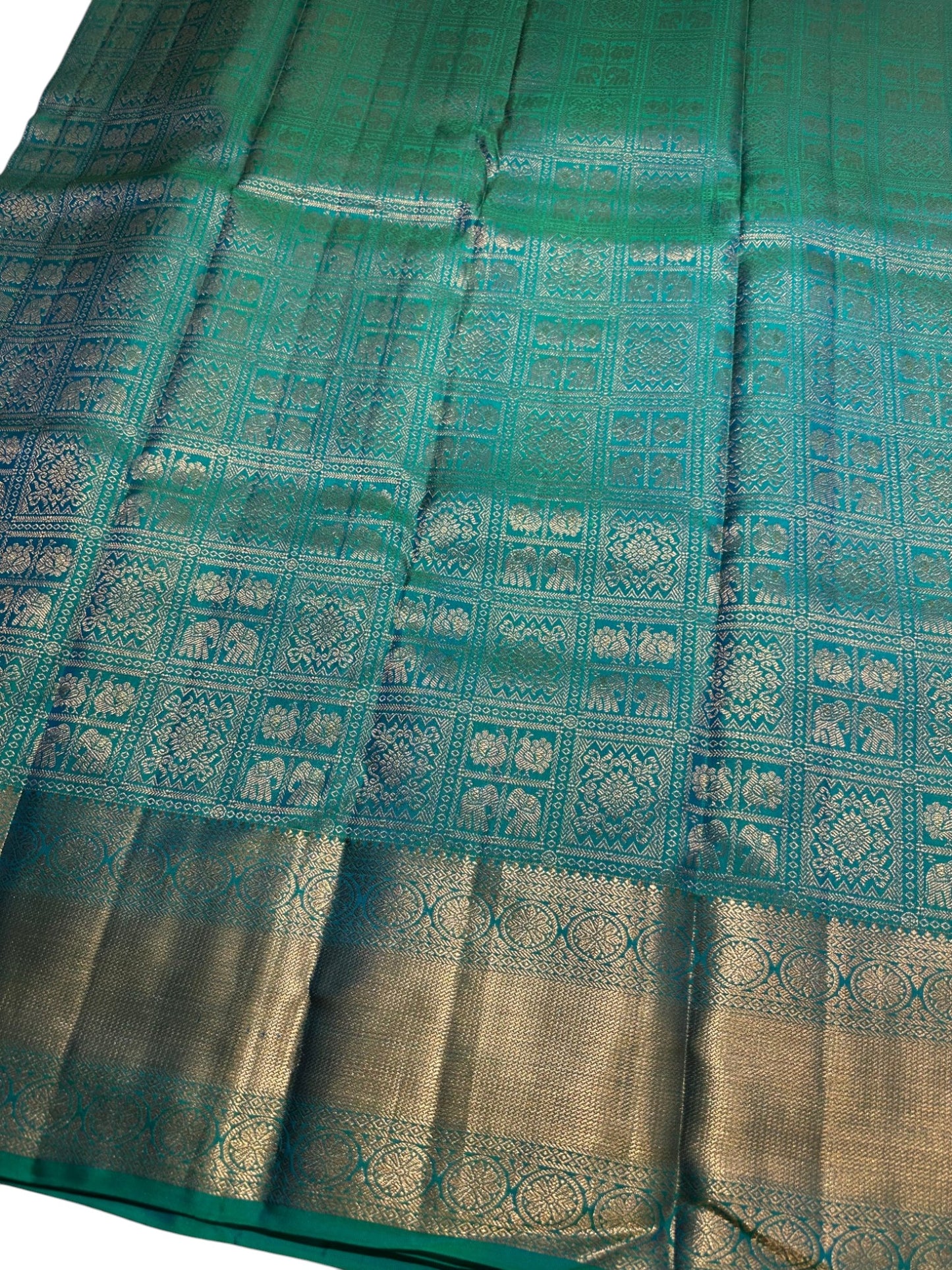 Southloom Pure Handloom Bridal Kanchipuram  Brocade Silk Saree (Peacock Blue & Green) SL623