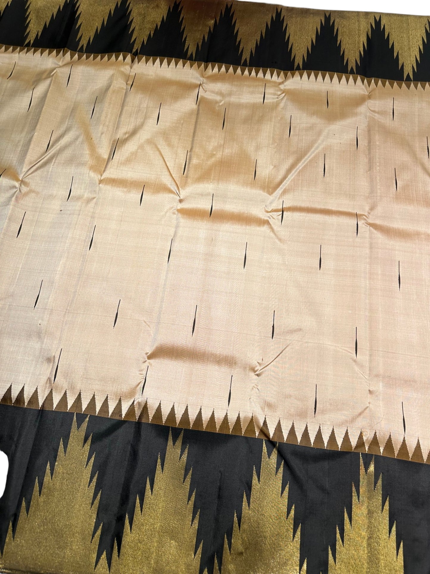 Southloom Pure Handloom Bridal Kanchipuram Silk Saree with Korvai Temple Border (Black & Beige) SL623