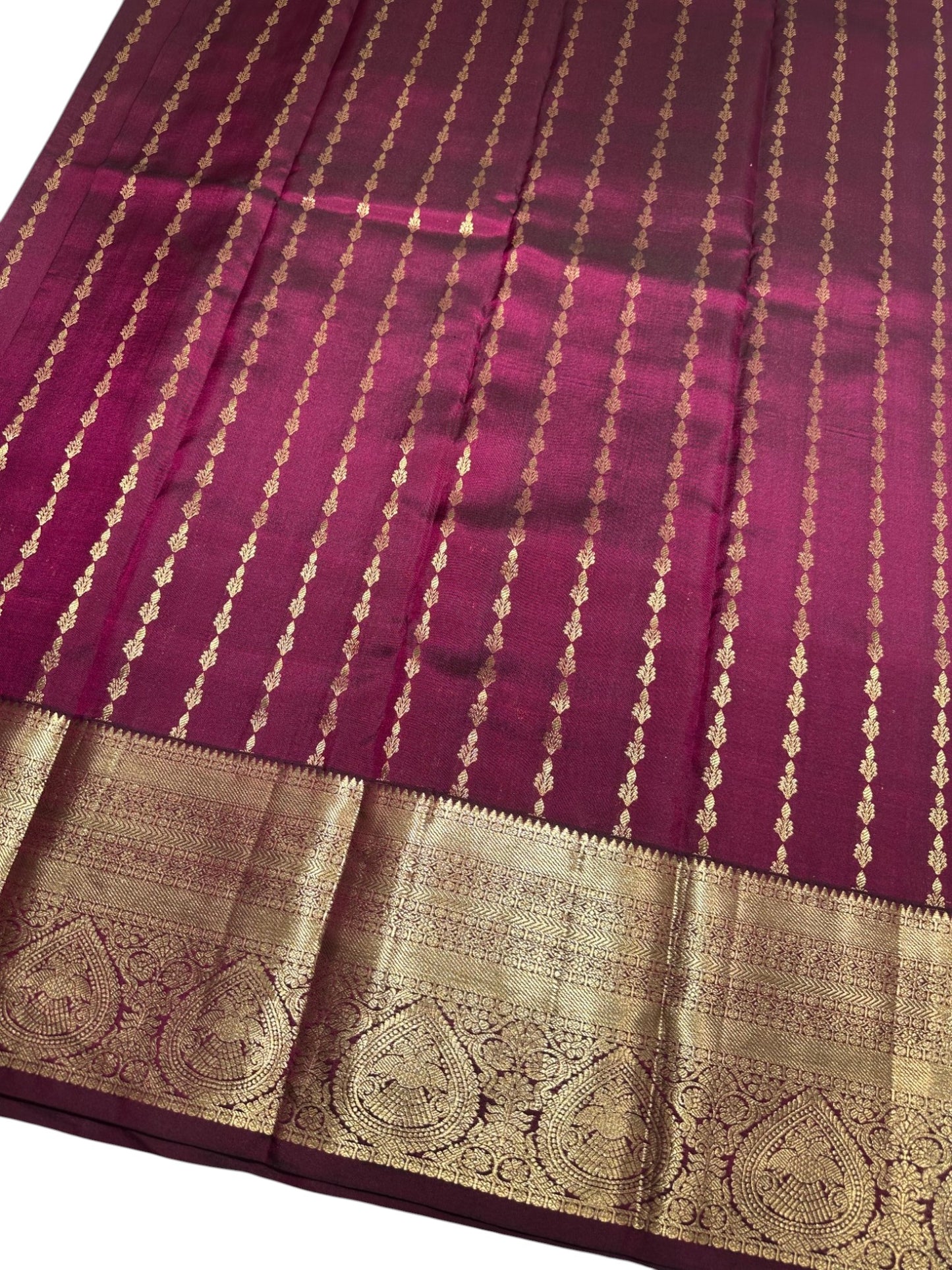 Southloom Pure Handloom Bridal Kanchipuram Brocade Silk Saree (Purple) SL623