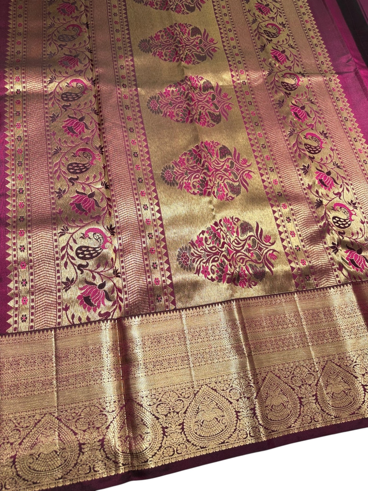 Southloom Pure Handloom Bridal Kanchipuram Brocade Silk Saree (Purple) SL623