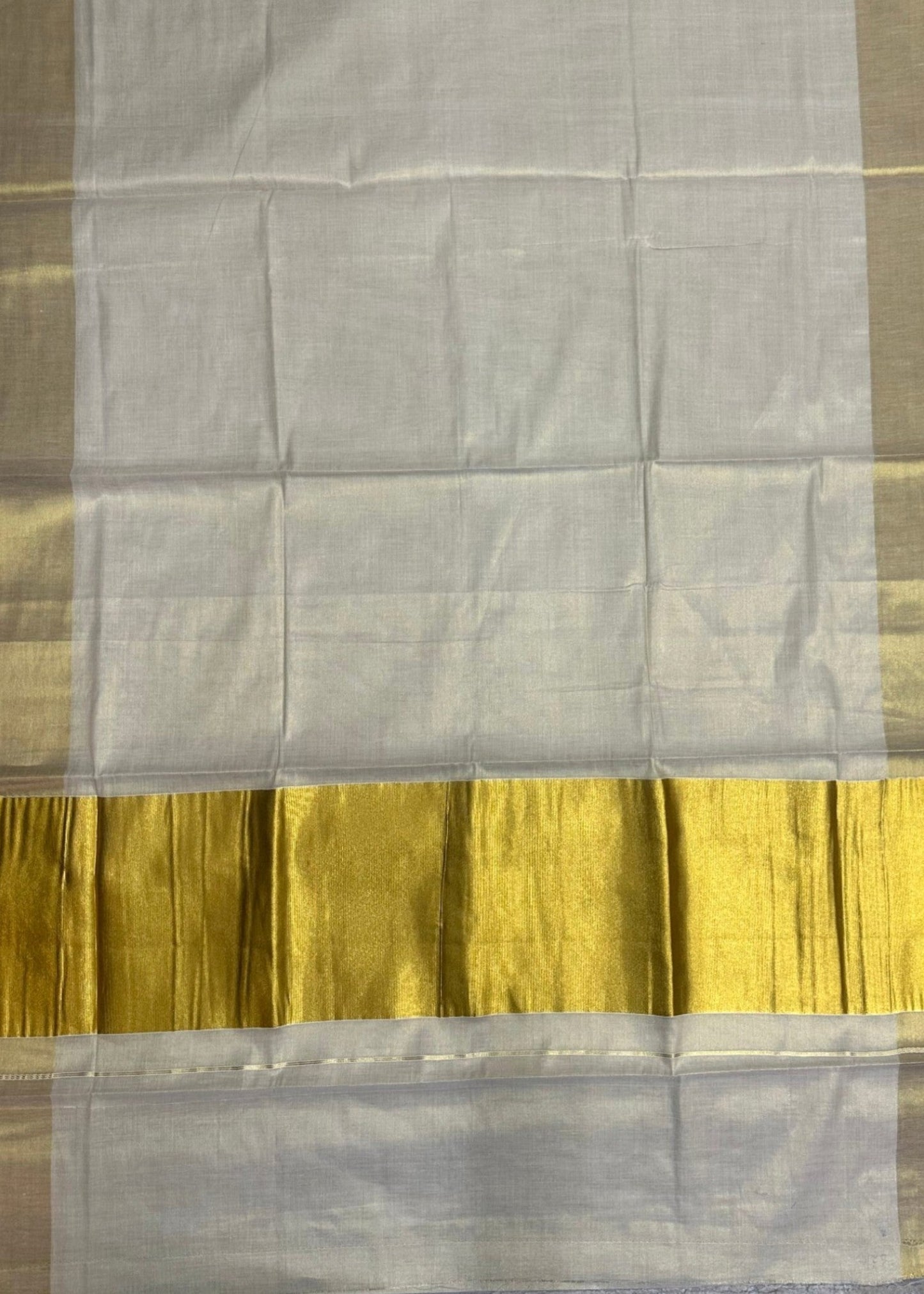 Southloom Kerala Tissue Saree With Kasavu Borders And 10 Inch Borders On The Pallu